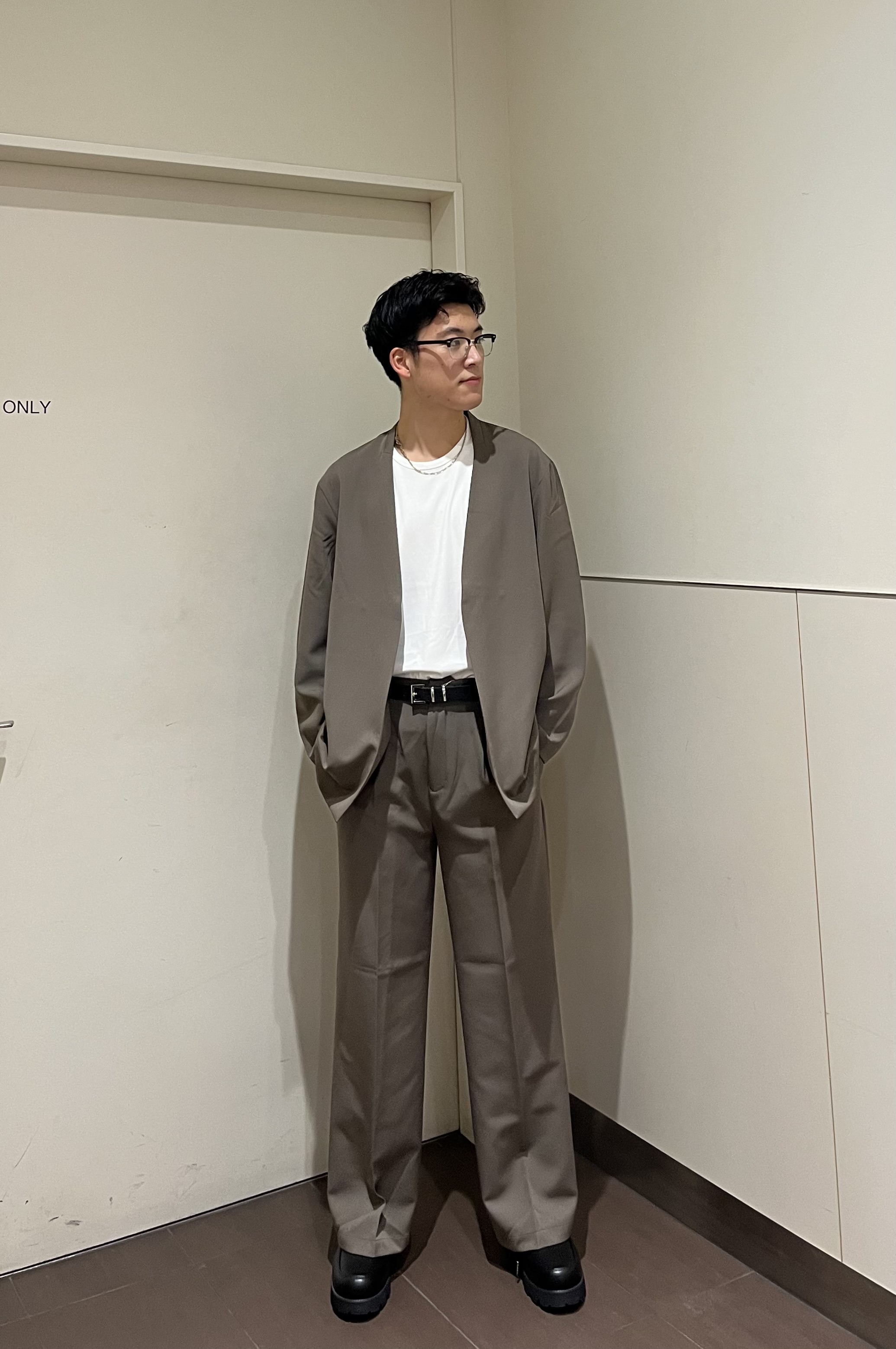 RITSUKIさんの「tk.TAKEO KIKUCHI｜【360度ストレッチ】smart shiftシリーズ ノーカラージャケット」を使ったコーディネート
