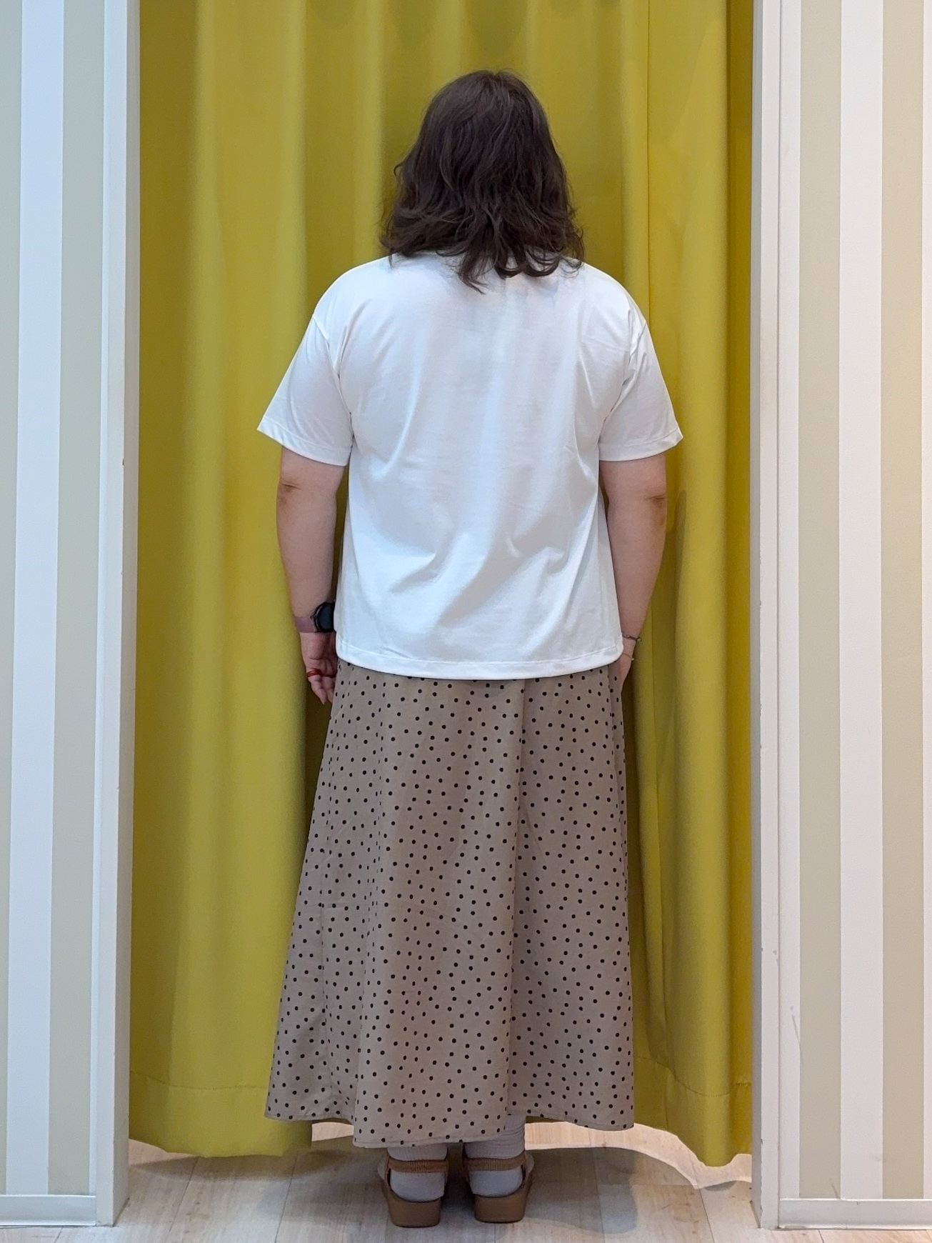 kotoさんさんの「SHOO･LA･RUE｜ひんやり裾シャーリングプリントTシャツアソート」を使ったコーディネート
