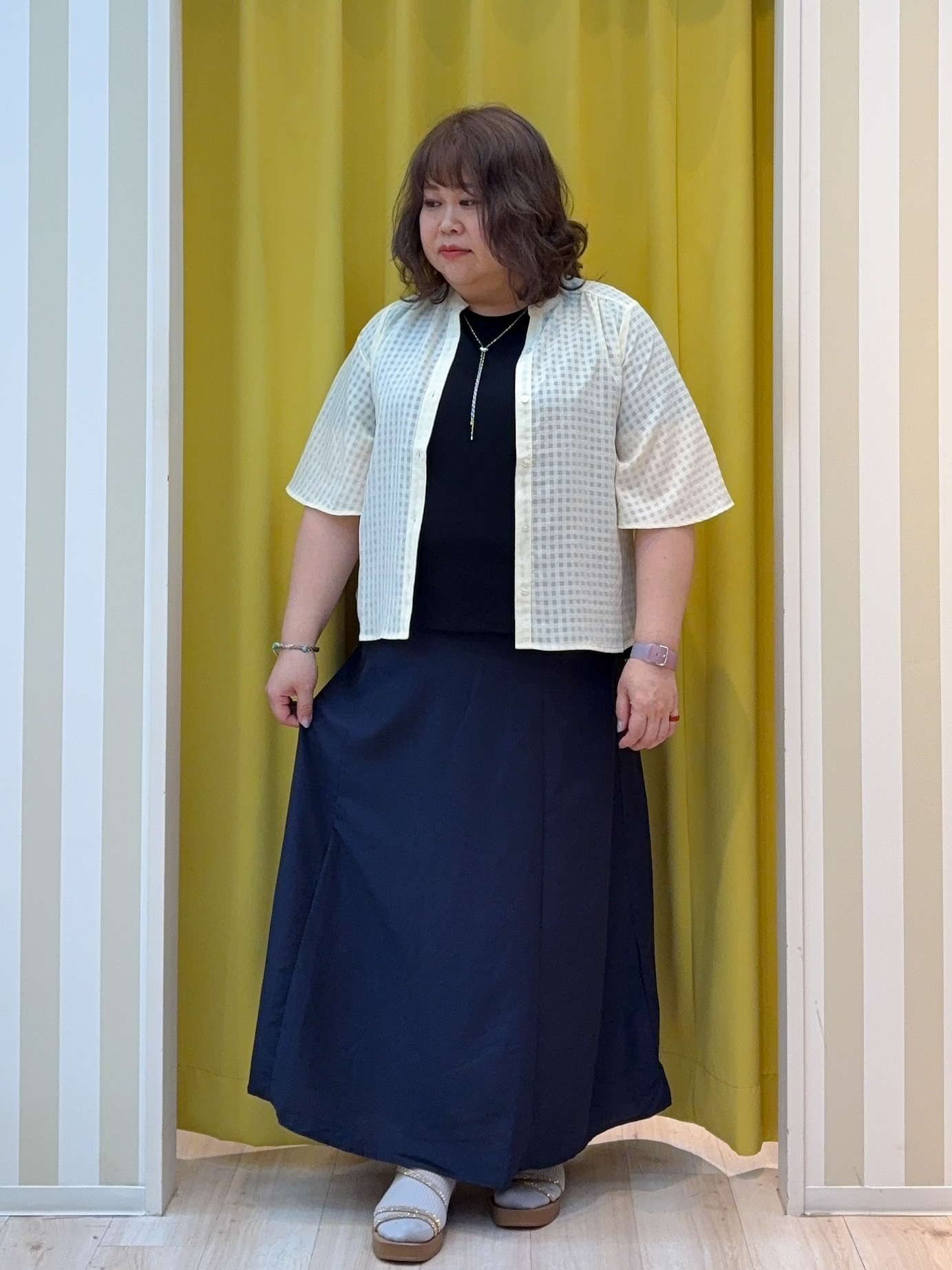 kotoさんさんの「SHOO･LA･RUE｜ギンガムシアーブラウス」を使ったコーディネート