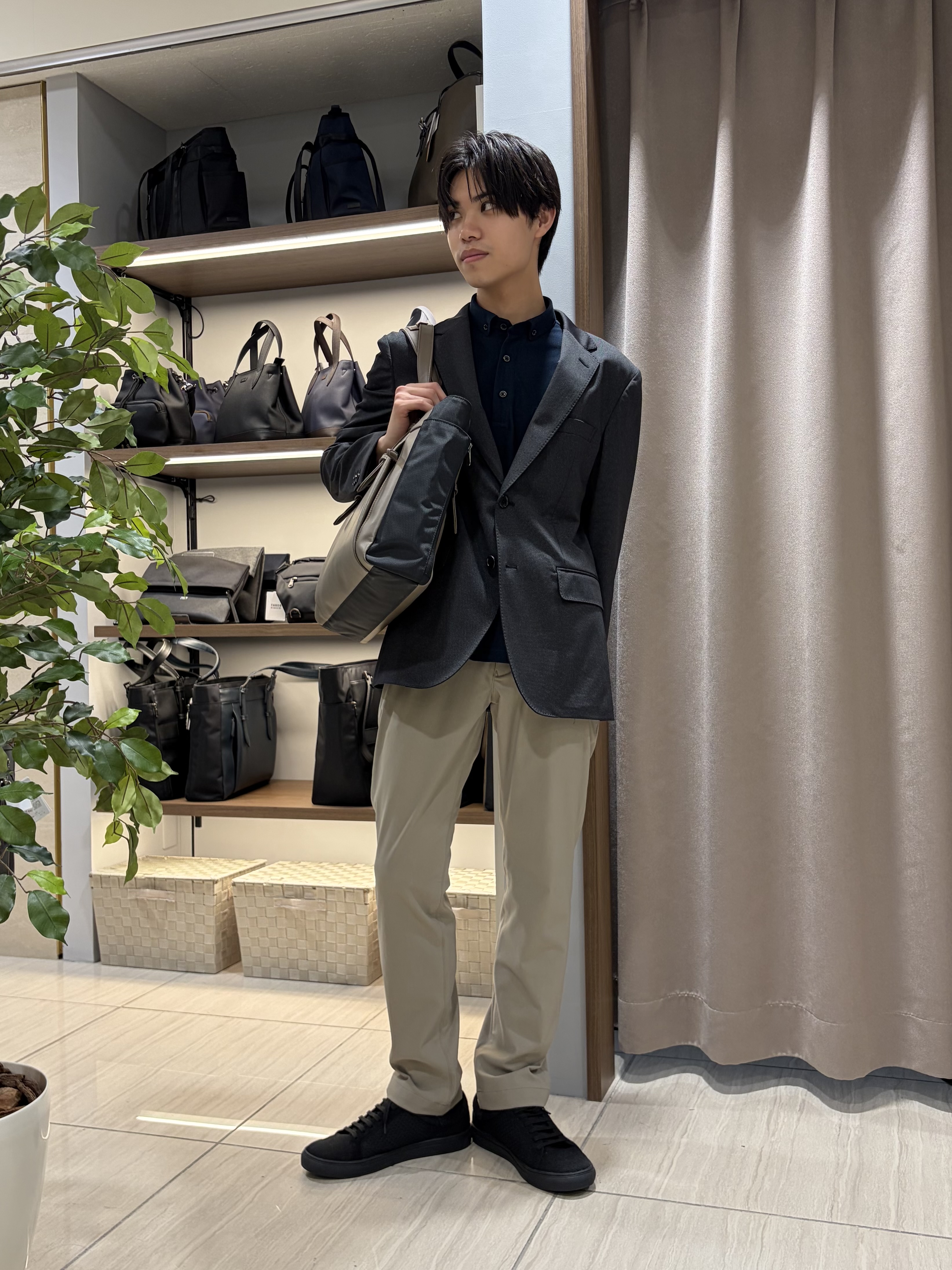 hiroさんの「TAKEO KIKUCHI｜【通気性】ジャージ千鳥柄 ジャケット」を使ったコーディネート