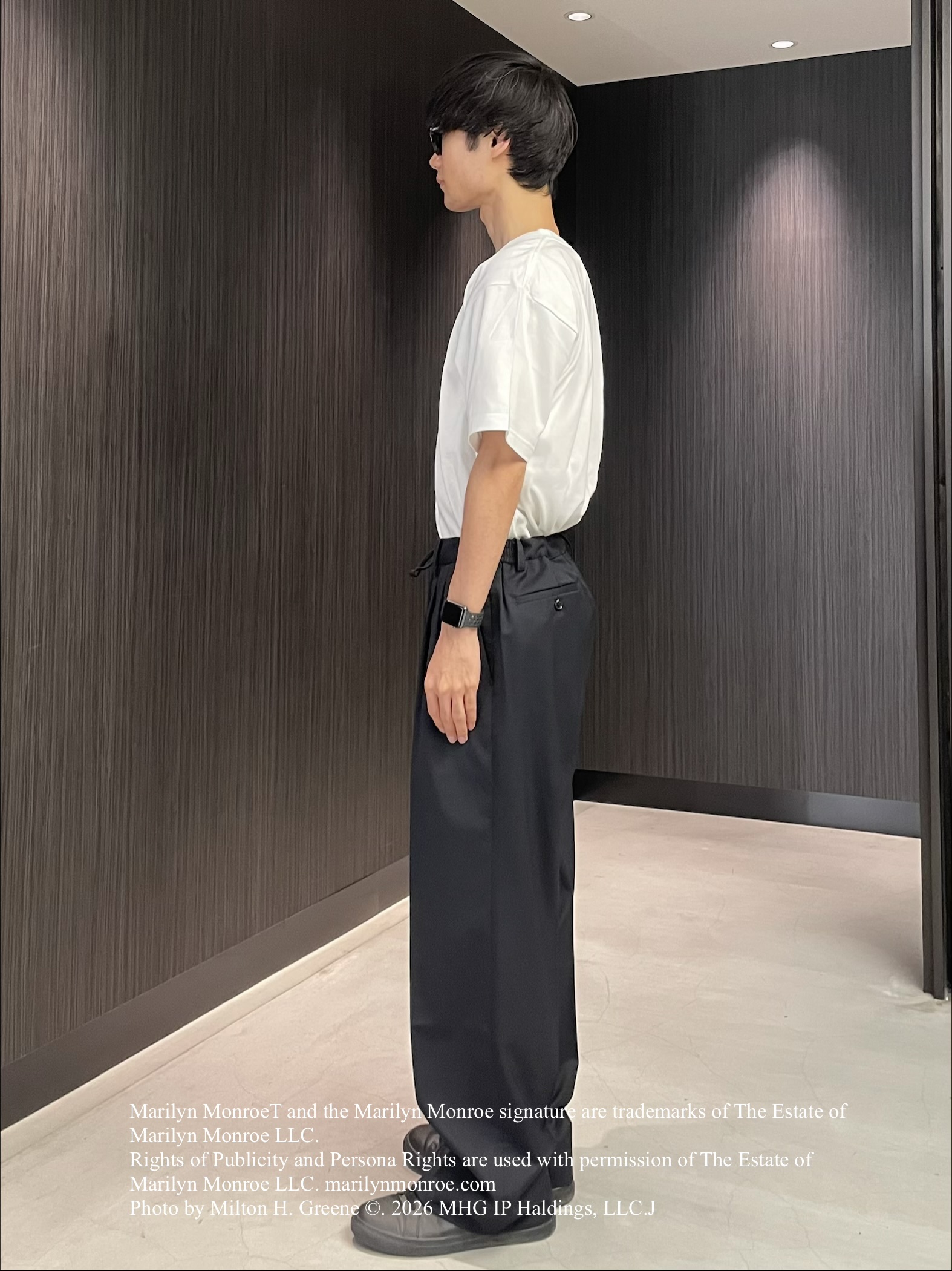 Okdさんの「TAKEO KIKUCHI｜【BOWLER HAT LABEL】TWギャバジン ワイドイージースラックス」を使ったコーディネート