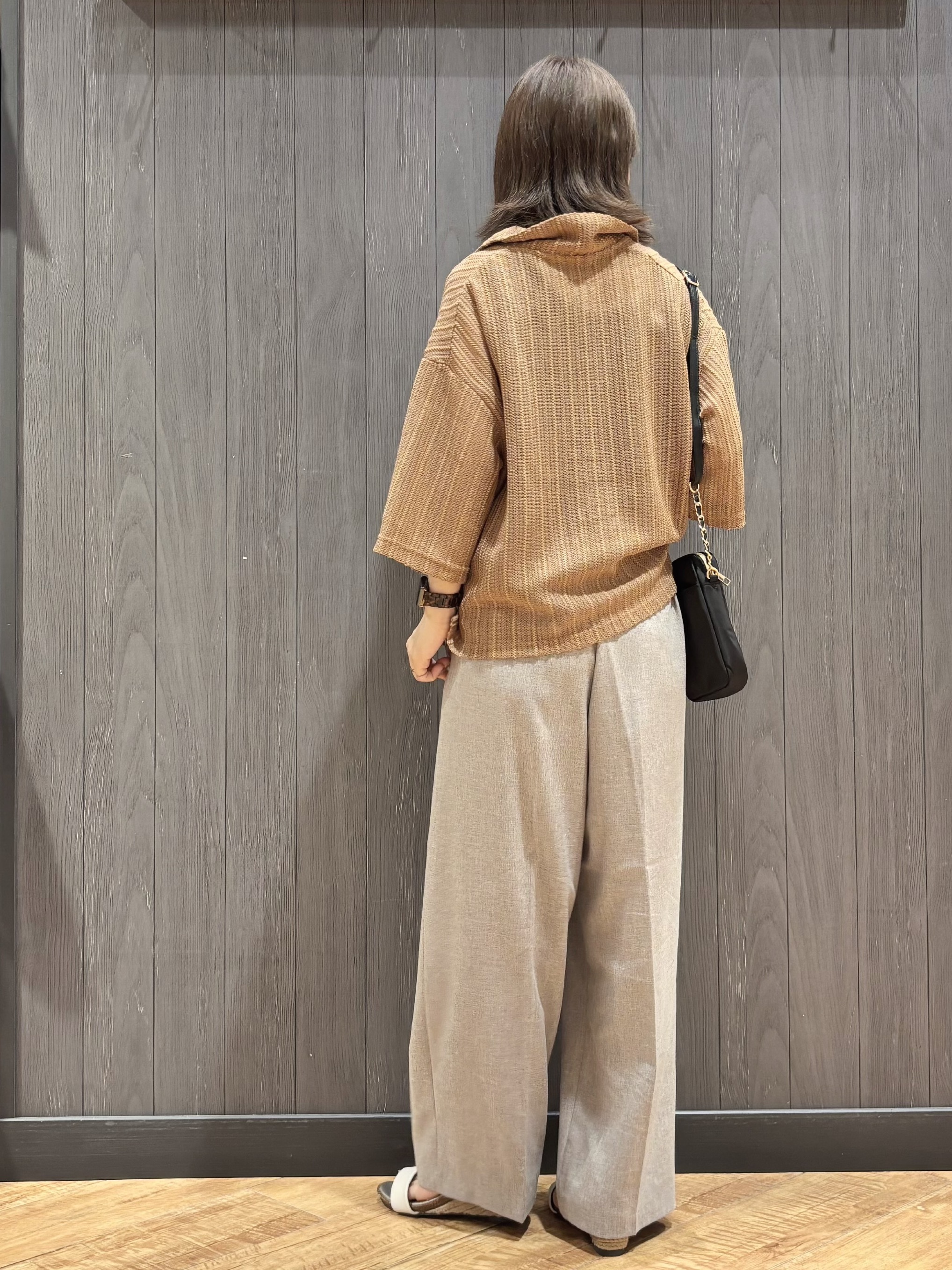 meiさんの「SHOO･LA･RUE｜透かしレース調 ステンカラーショートシャツ」を使ったコーディネート