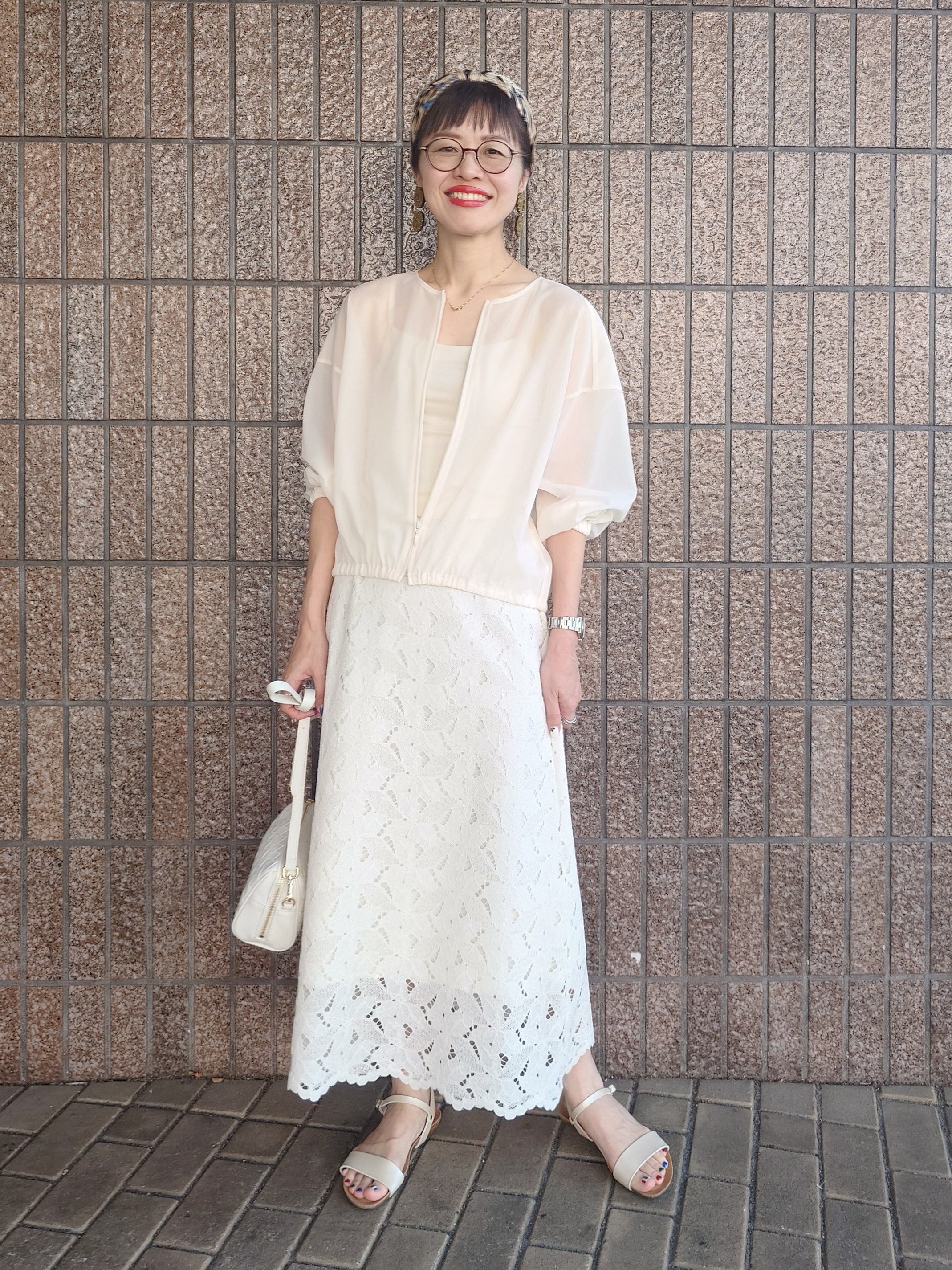MUTSUKOさんの「UNTITLED｜トリコットシアーブラウス」を使ったコーディネート