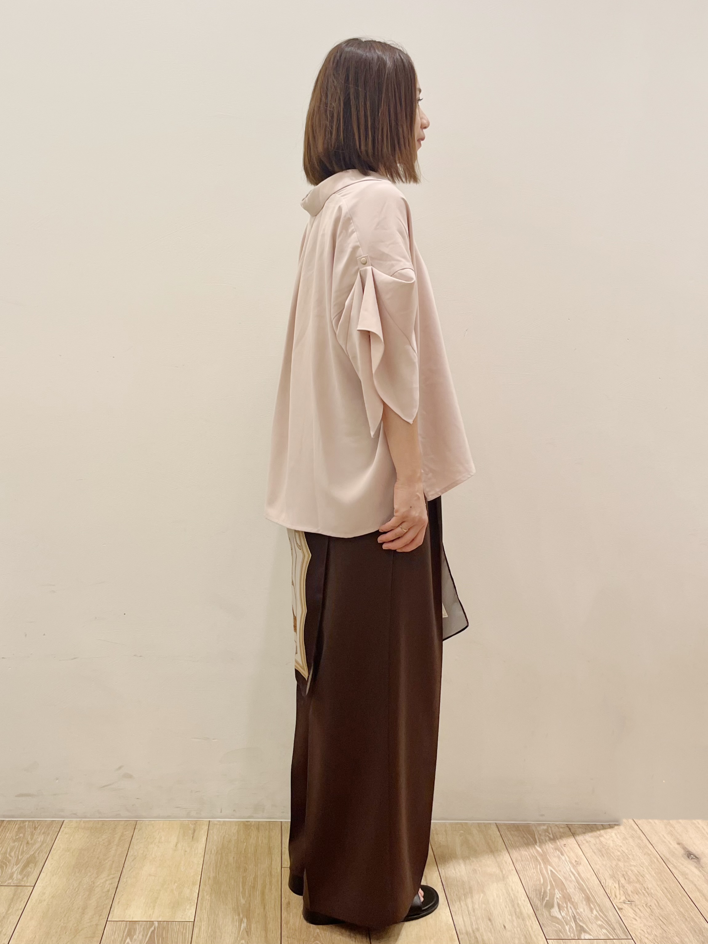 kcさんの「OPAQUE.CLIP｜【UV／接触冷感／吸水速乾／】タックスリーブスキッパーブラウス《洗濯機OK》」を使ったコーディネート