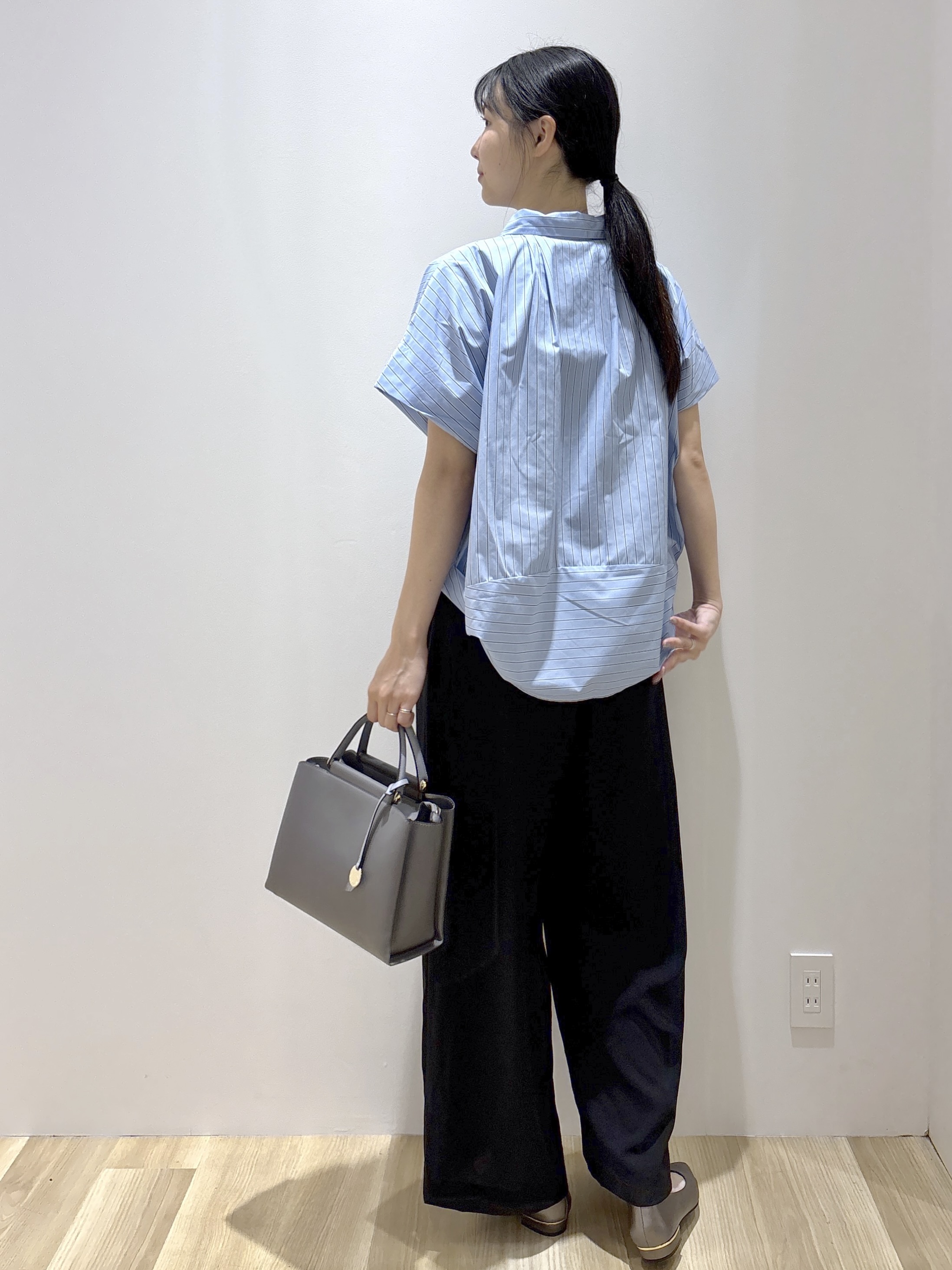 sachikoさんの「OPAQUE.CLIP｜タックニュアンスフォルムシャツ【洗濯機OK】」を使ったコーディネート