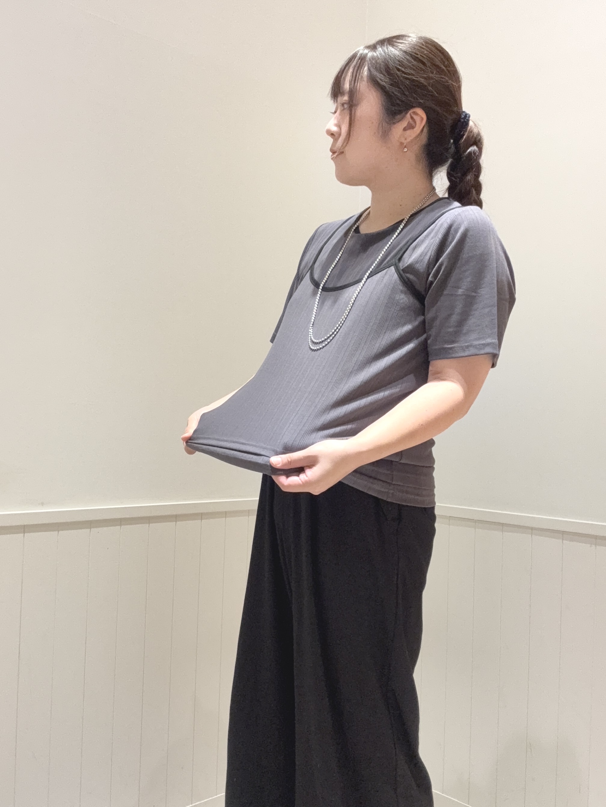 まっつんさんの「SHOO･LA･RUE｜【2点セット】ランダムテレコで細見え  配色使いTシャツ+キャミソール」を使ったコーディネート