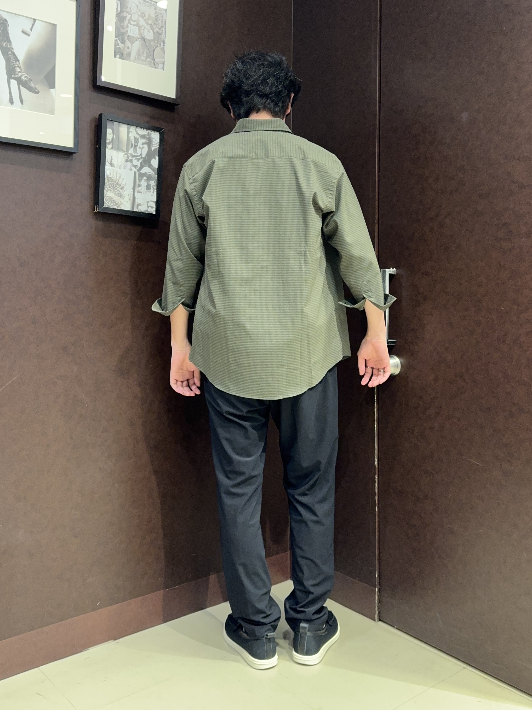 shuheiさんの「TAKEO KIKUCHI｜【日本製】DotAir（R）サッカー7分袖シャツ」を使ったコーディネート