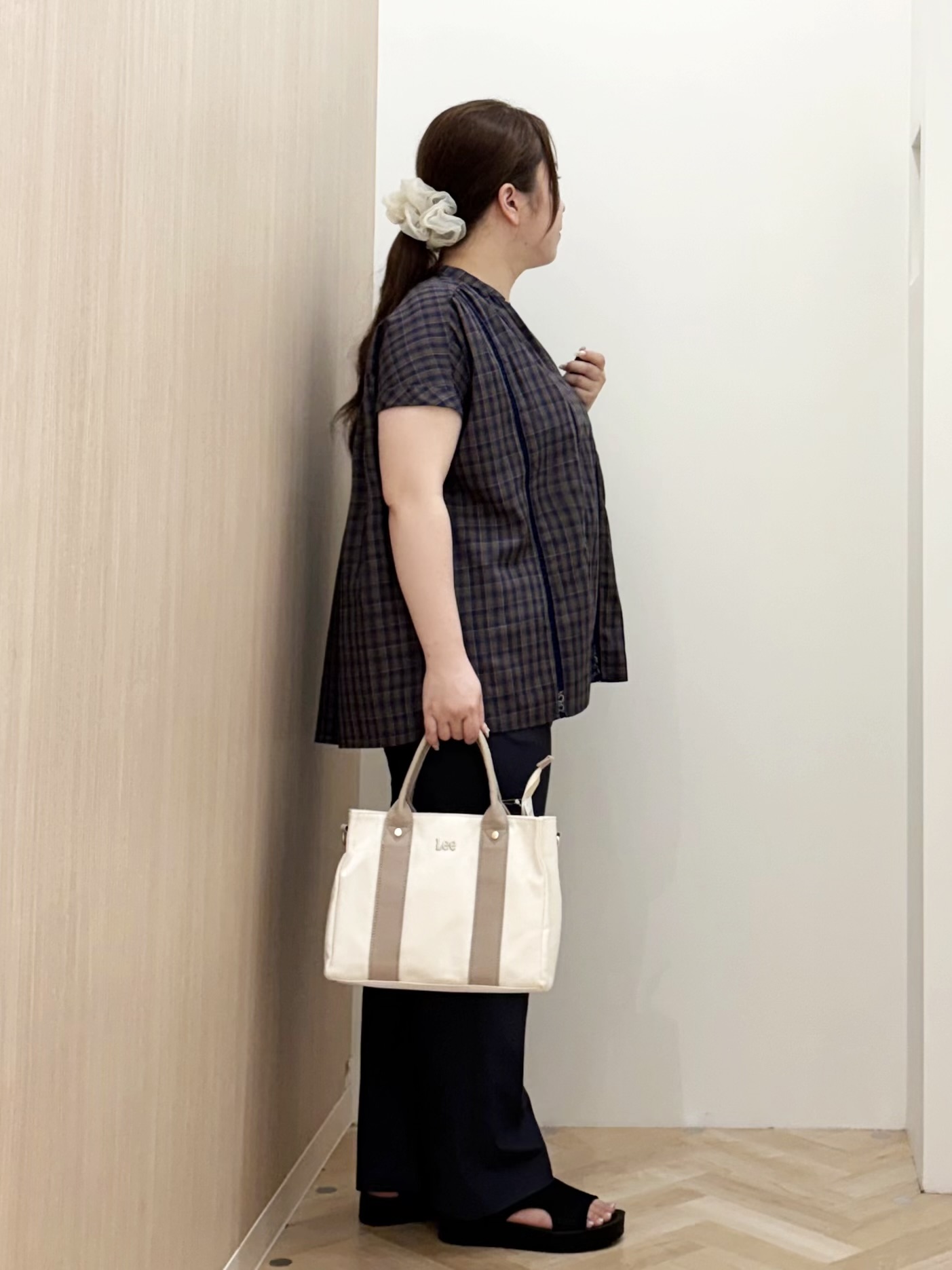 akariさんの「grove｜【体系カバー◎】レースデザインスキッパーブラウス」を使ったコーディネート