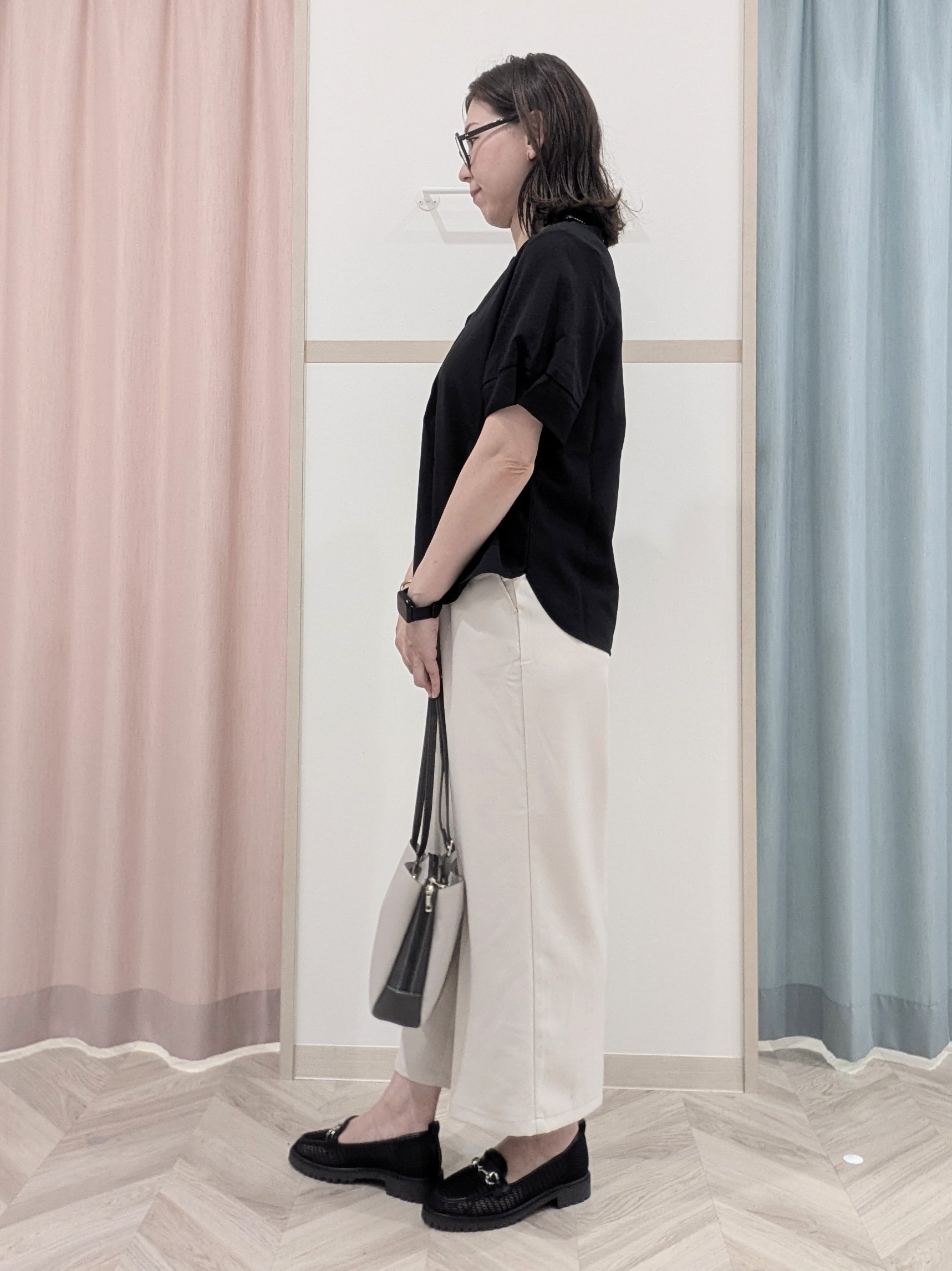 miyuさんの「SHOO･LA･RUE｜【洗濯後しわになりにくい／インせずきまる】麻調ハシゴレーススキッパーブラウス」を使ったコーディネート