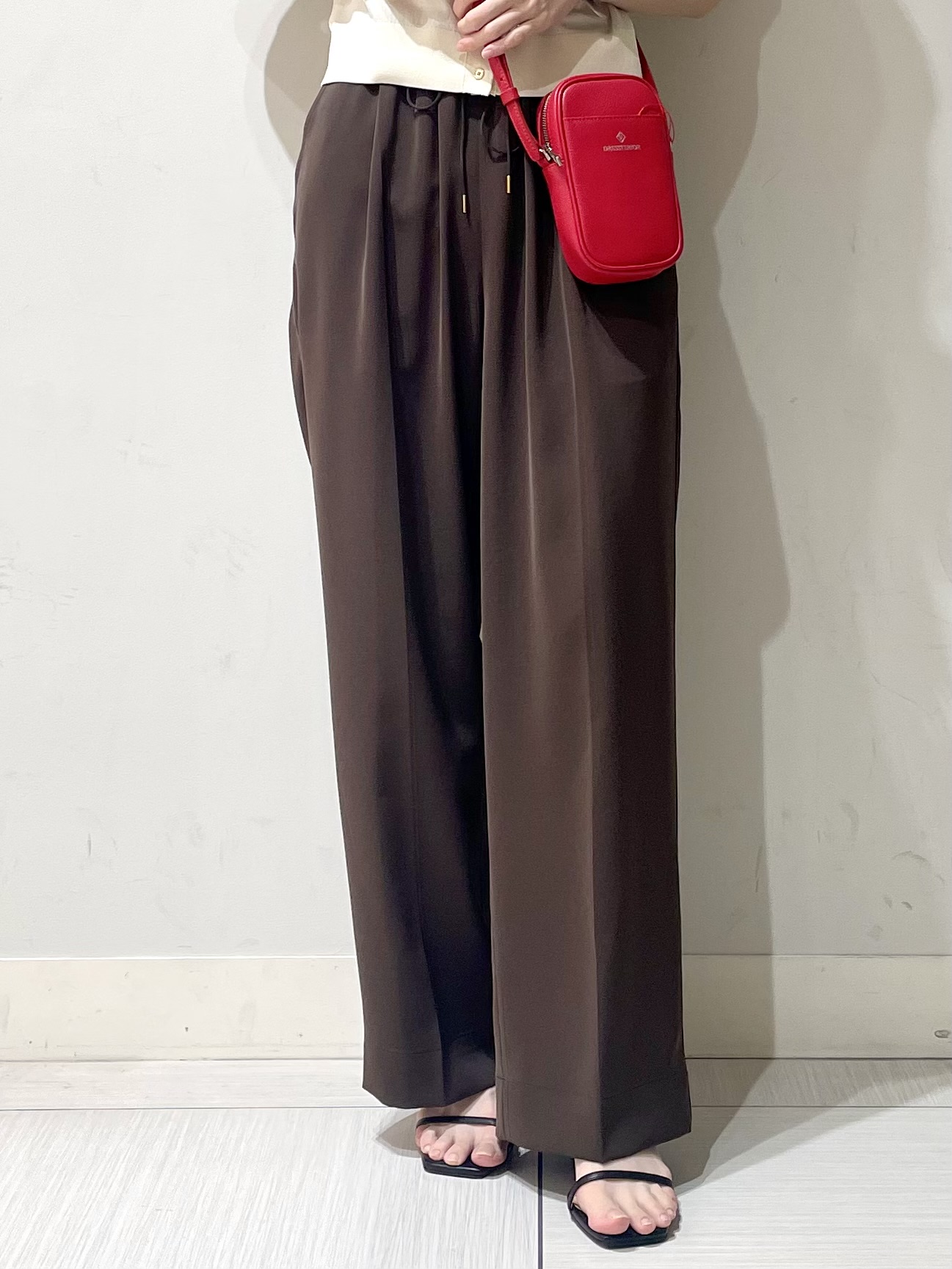 ことさんの「DRESSTERIOR｜UV接触冷感シアーカーディガン」を使ったコーディネート