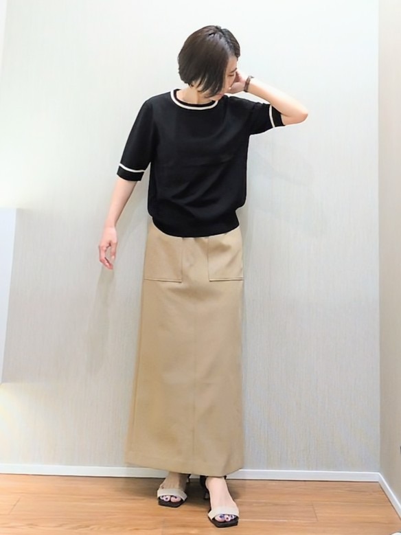 ミズタさんの「UNTITLED｜【アンサンブル可/上品な清涼感】コンパクト5分袖ニット」を使ったコーディネート