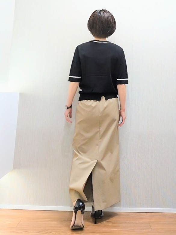 ミズタさんの「UNTITLED｜【アンサンブル可/上品な清涼感】コンパクト5分袖ニット」を使ったコーディネート