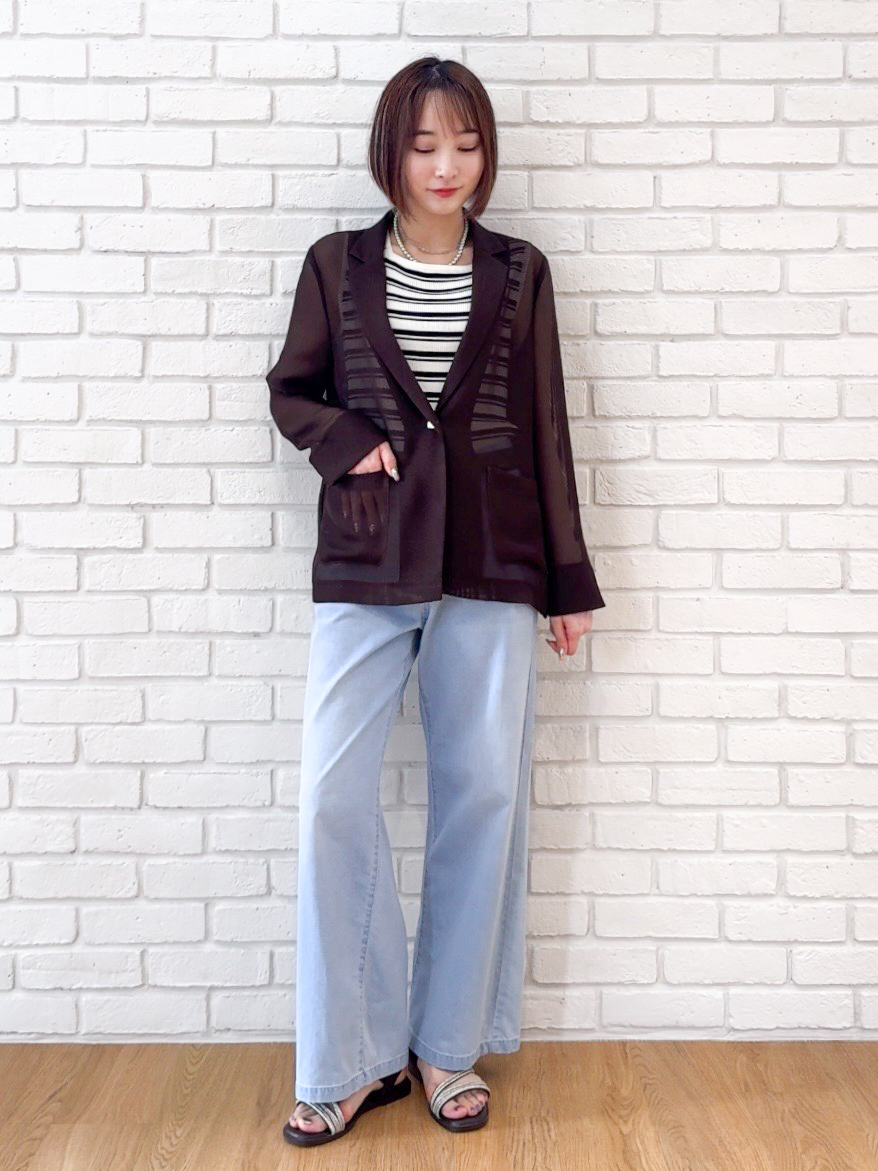 𝐜𝐡𝐢𝐤𝐚さんの「SHOO･LA･RUE｜【S-LL】見せてもキレイ スクエアネック リブタンクトップ」を使ったコーディネート