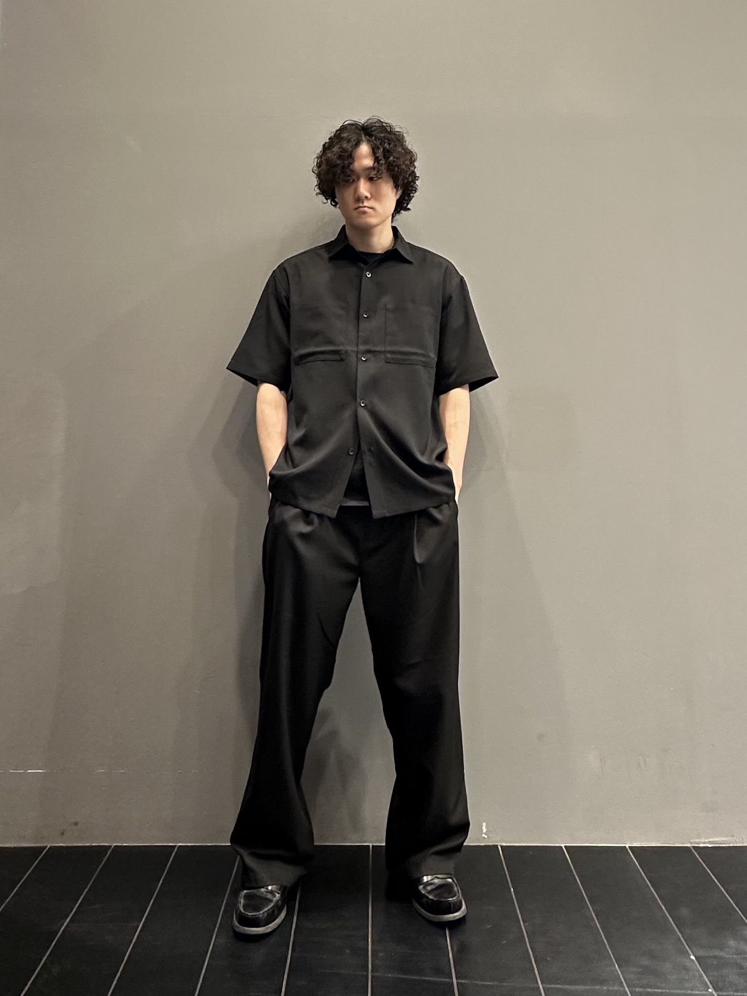 SHUさんの「THE SHOP TK｜LITE TEX ダブルフラップ半袖シャツ 接触冷感/吸水速乾/UVカット/アンチピリング/イージー」を使ったコーディネート