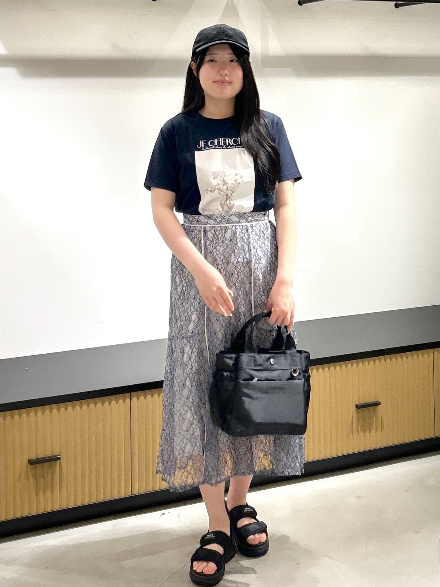 sayaさんの「OPAQUE.CLIP｜【UV】フラワープリントTシャツ≪洗濯機OK／接触冷感≫」を使ったコーディネート
