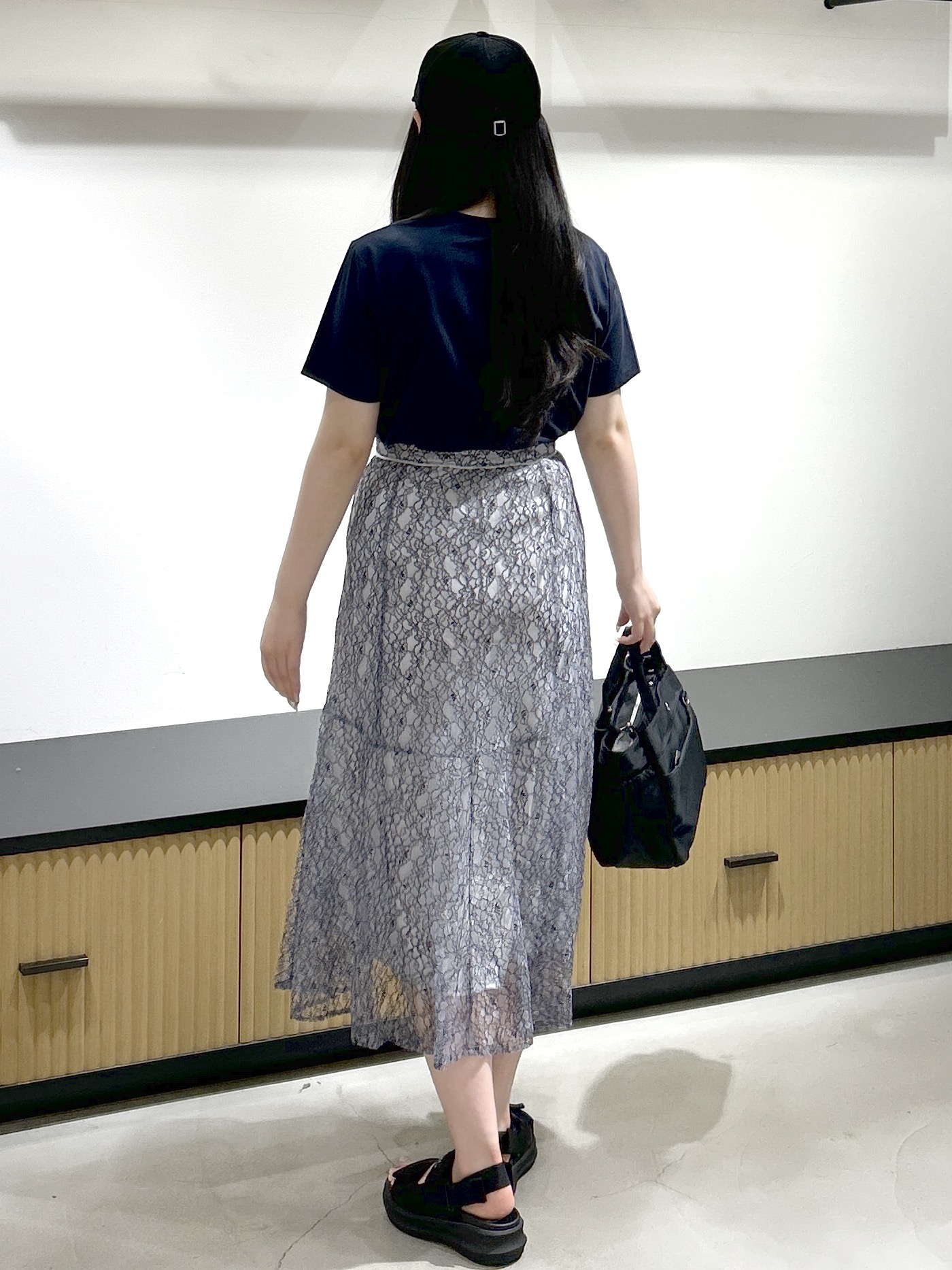 sayaさんの「OPAQUE.CLIP｜【UV】フラワープリントTシャツ≪洗濯機OK／接触冷感≫」を使ったコーディネート