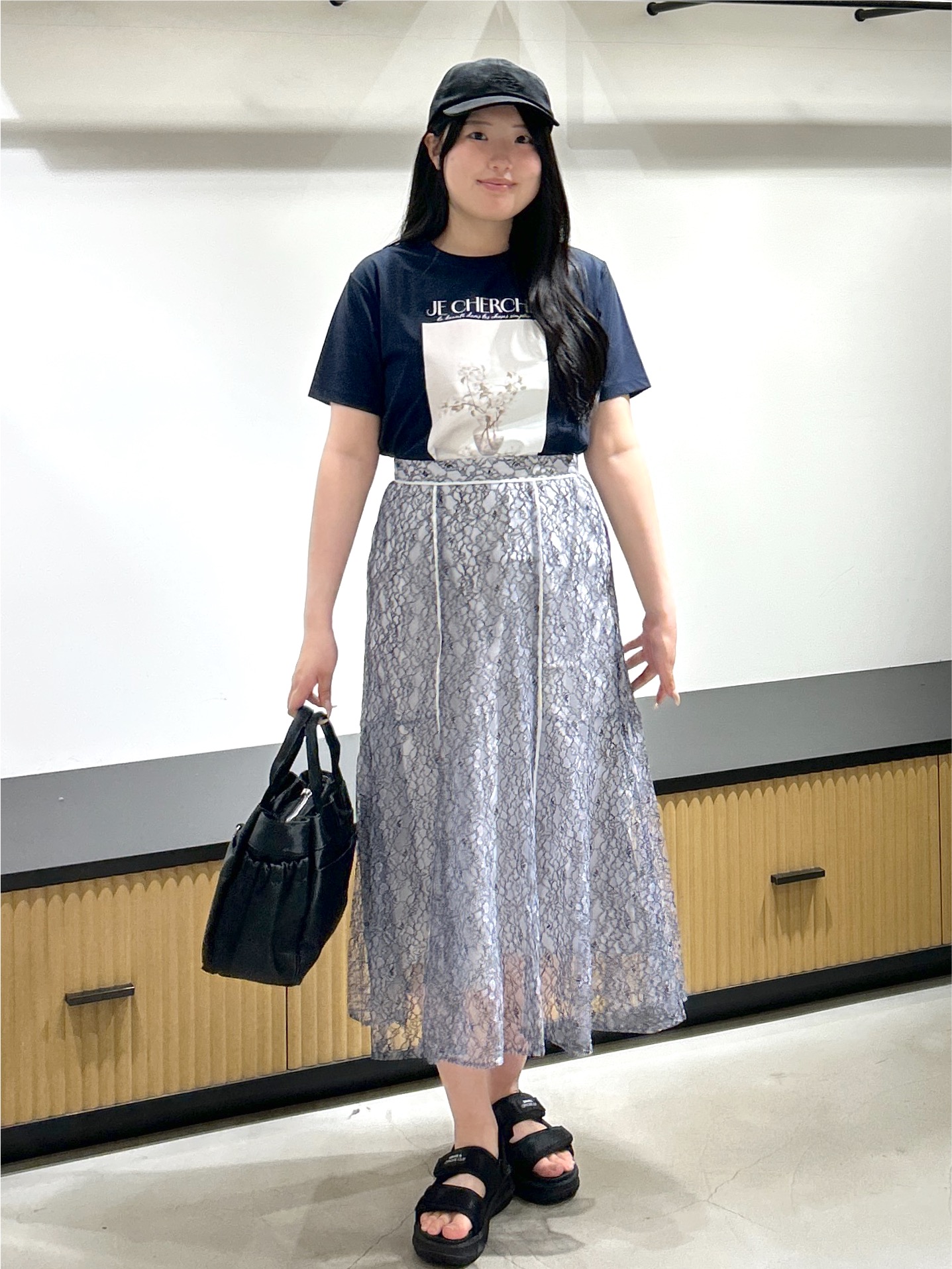 sayaさんの「OPAQUE.CLIP｜【UV】フラワープリントTシャツ≪洗濯機OK／接触冷感≫」を使ったコーディネート