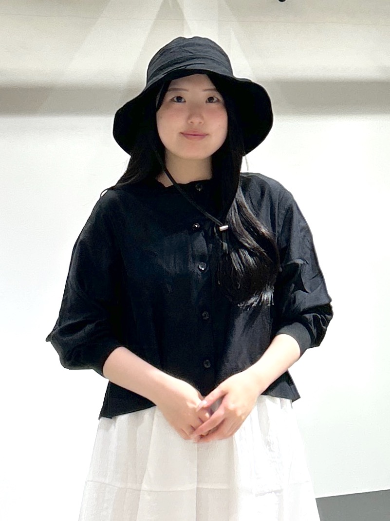 sayaさんの「OPAQUE.CLIP｜シアーブラウスカーディガン【洗濯機OK】」を使ったコーディネート