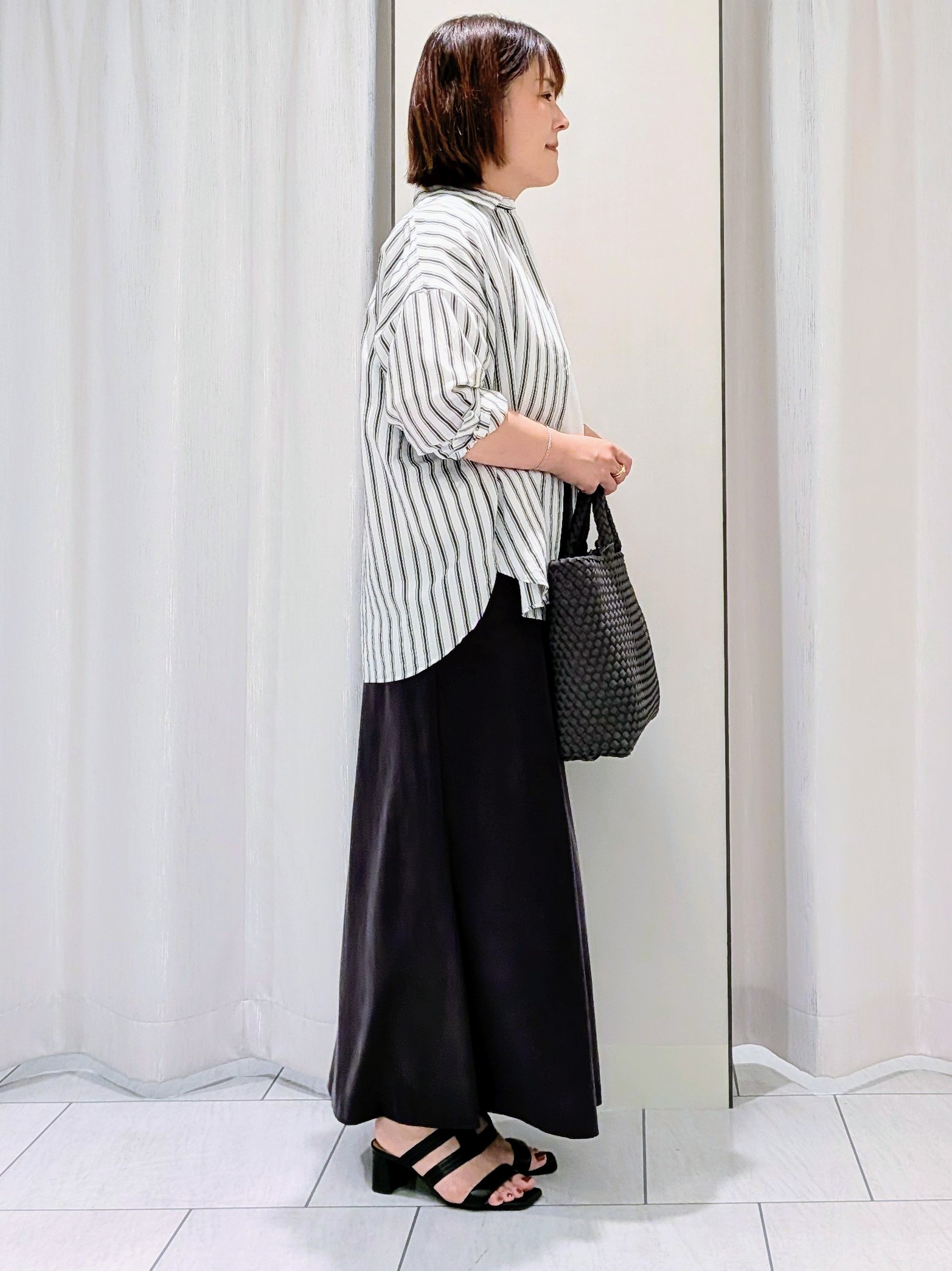 Onumaさんの「UNTITLED｜ストライプシャツ」を使ったコーディネート