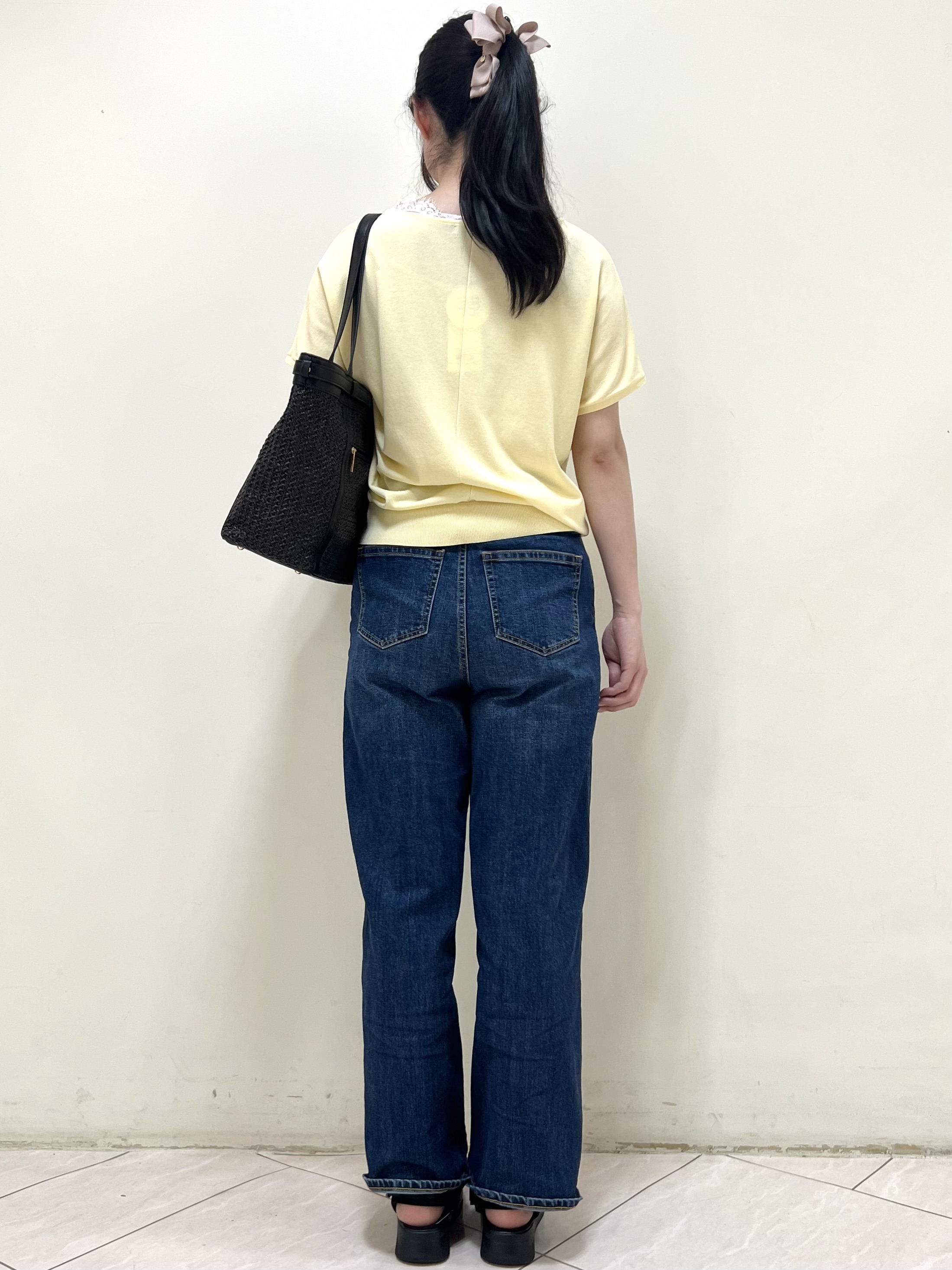 yanaさんの「Reflect｜【二の腕カバー／手洗い可】ネックレース フレンチスリーブニット」を使ったコーディネート