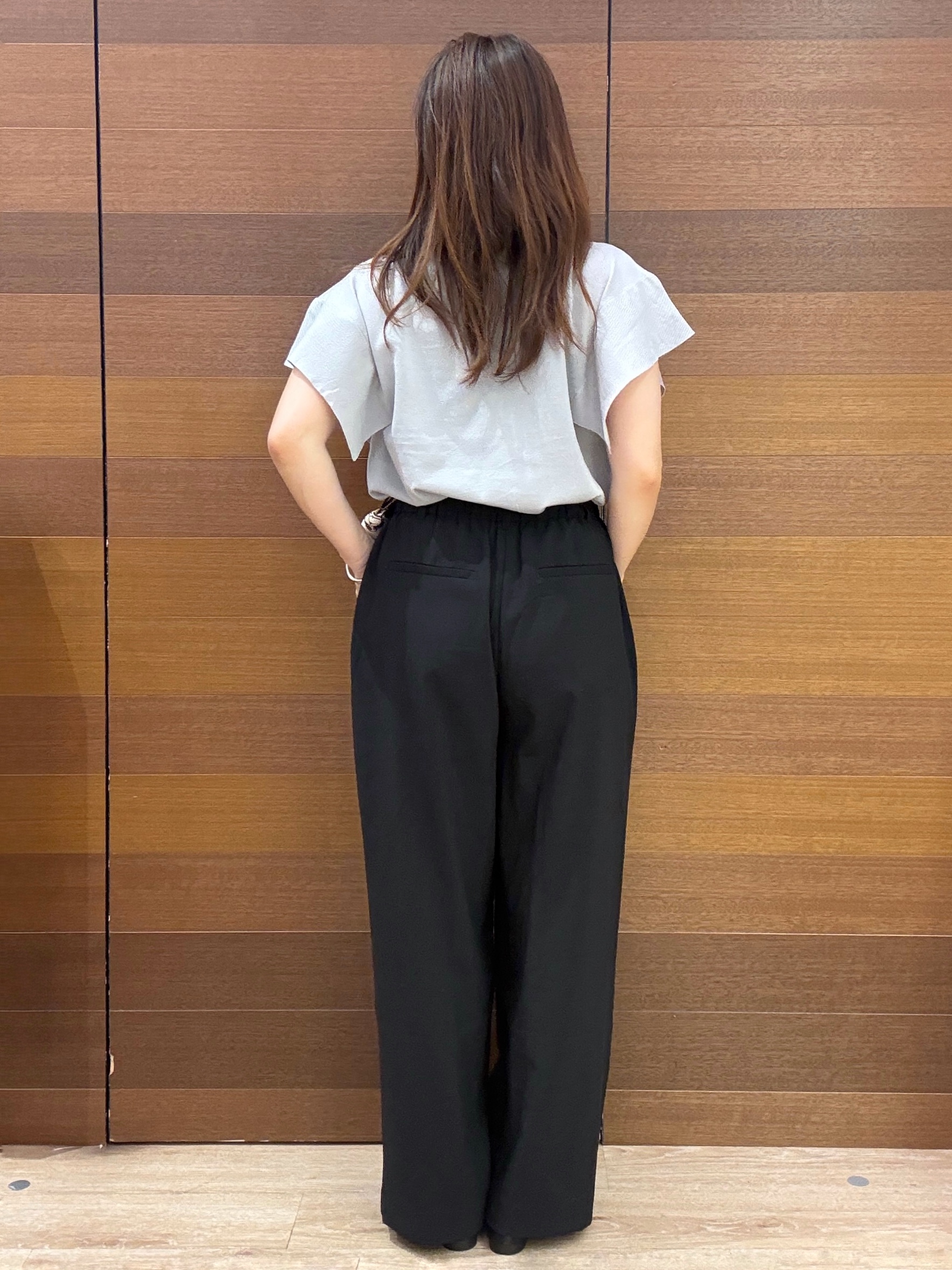 maichiさんの「OPAQUE.CLIP｜『STORY Web7月掲載』ドライタッチラメニット《UV／洗える／6col》」を使ったコーディネート