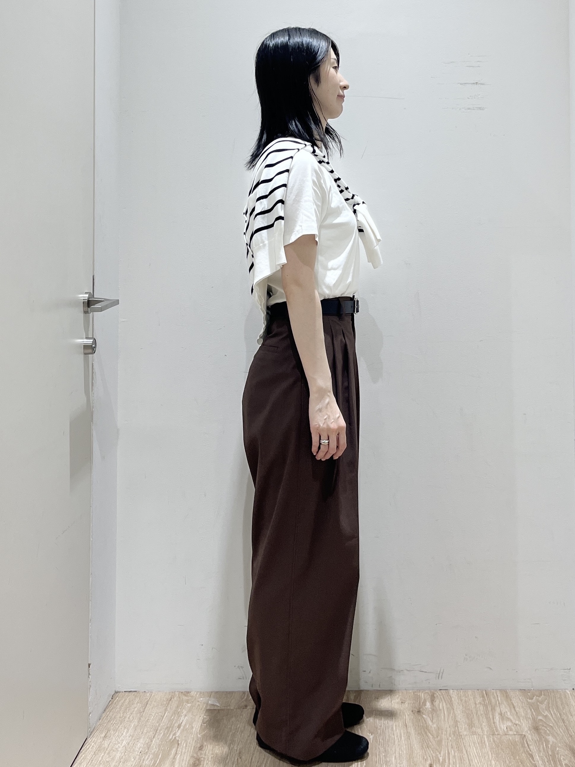 momokoさんの「OPAQUE.CLIP｜ベーシックTシャツ／オーガニックコットン混【洗濯機OK】」を使ったコーディネート