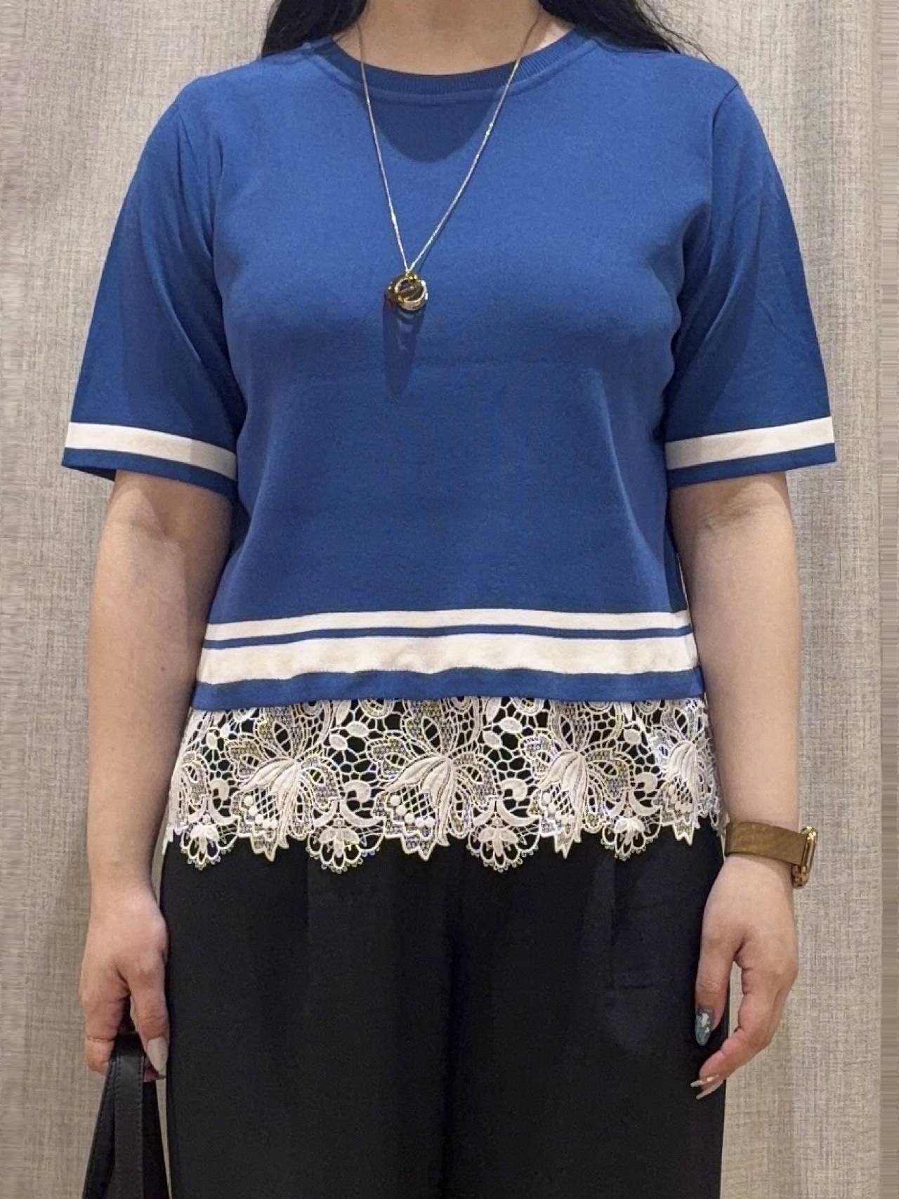 minamiさんの「grove｜【シリーズ累計36万枚／UVカット・ひんやり・洗濯機OK】やわらかドライタッチレースドッキングニット」を使ったコーディネート
