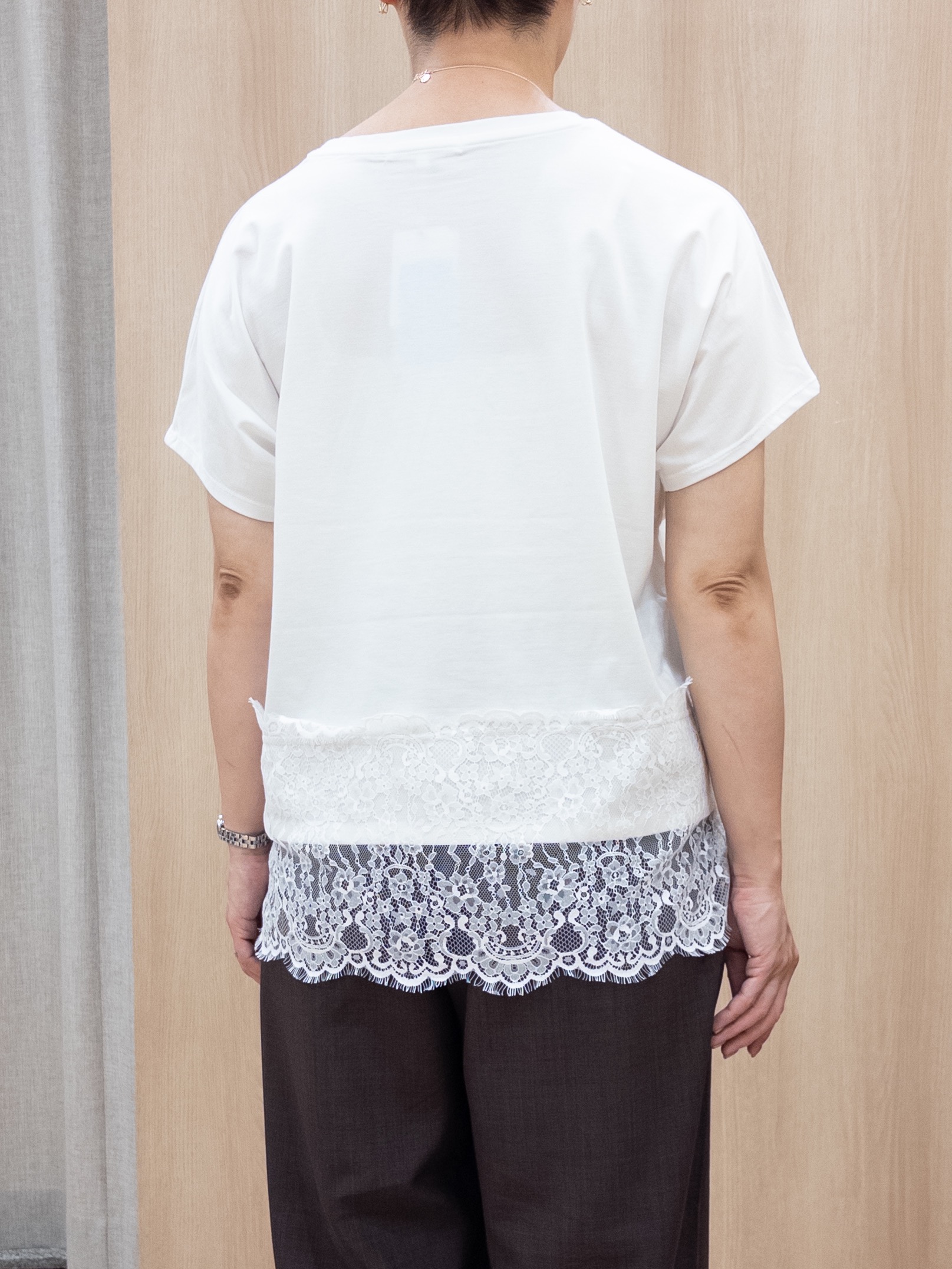 シュウコさんの「grove｜【ひんやり・UVカット・洗濯機◎】Tシャツ感覚で着られるコットン混ニット」を使ったコーディネート