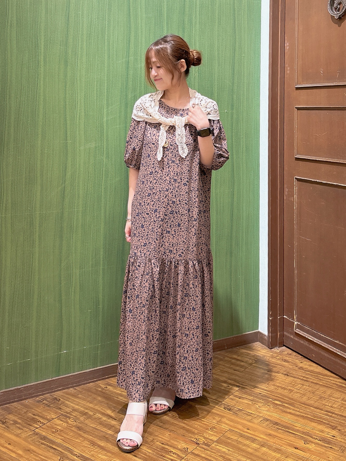 かおりさんの「SHOO･LA･RUE｜花柄ティアードワンピース」を使ったコーディネート