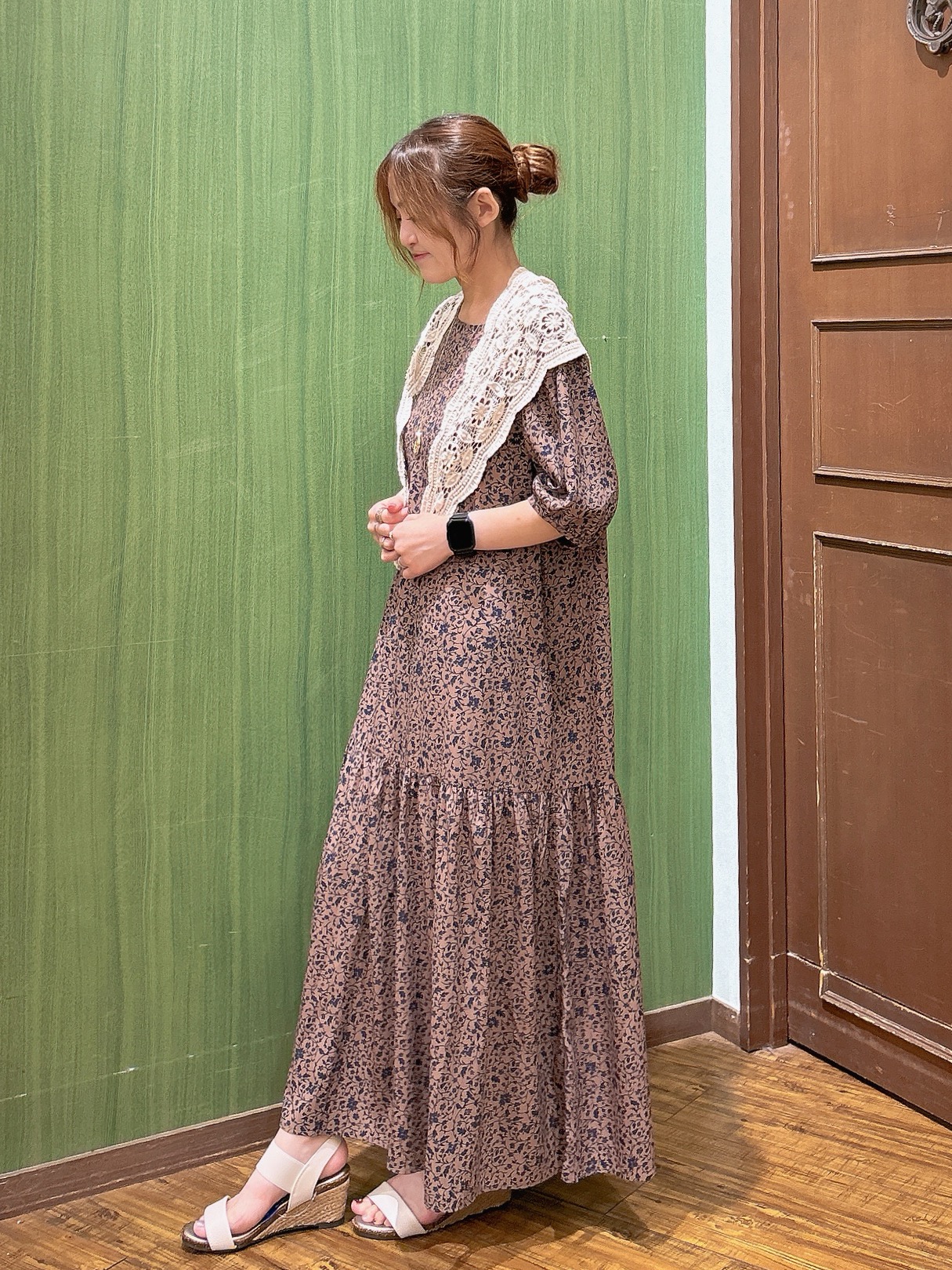 かおりさんの「SHOO･LA･RUE｜花柄ティアードワンピース」を使ったコーディネート