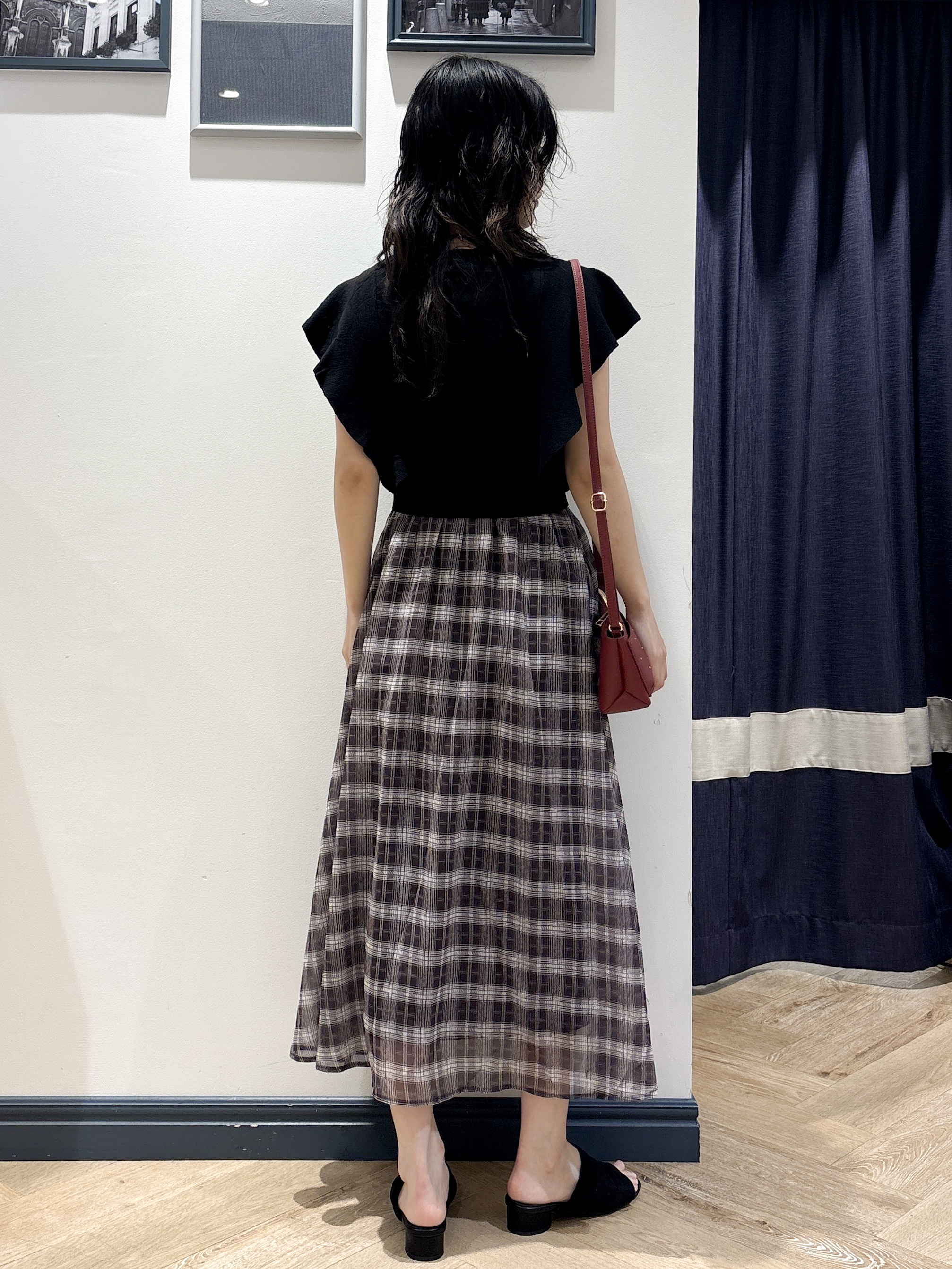 ayakaさんの「grove｜【低身長さんも選べる着丈・洗濯機◎】1枚で華やか 肩フリルニットドッキングワンピース」を使ったコーディネート