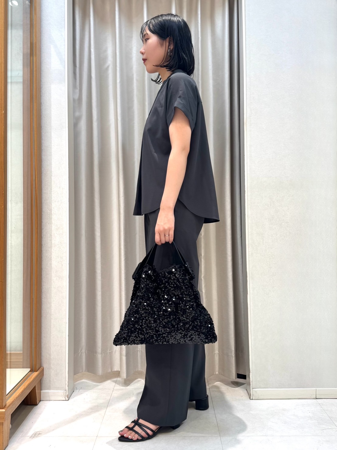 しばたさんの「UNTITLED｜【セットアップ可/通気性/UVカット】エアリークールブラウス」を使ったコーディネート