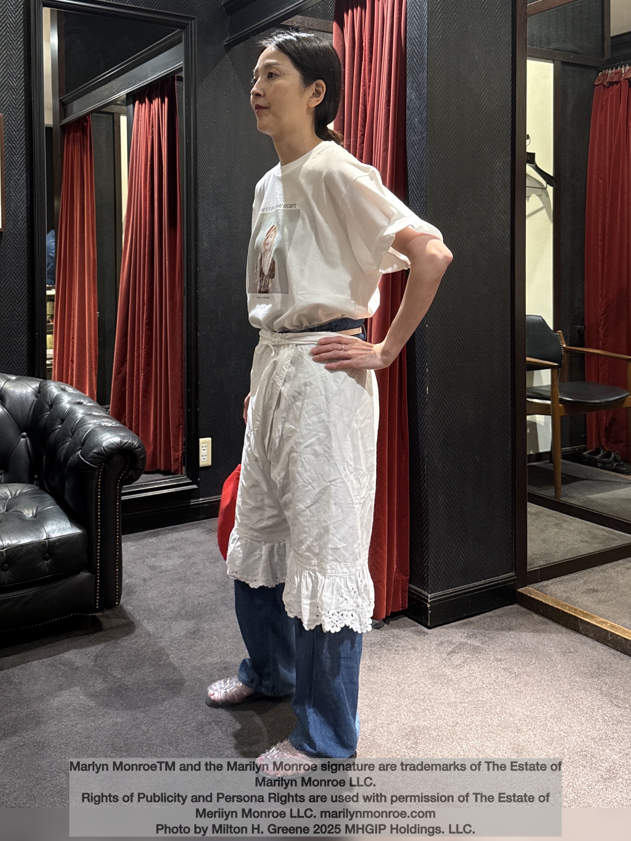 神野（jinno）さんの「TAKEO KIKUCHI｜【別注】マリリン・モンロー/フォトTシャツ」を使ったコーディネート