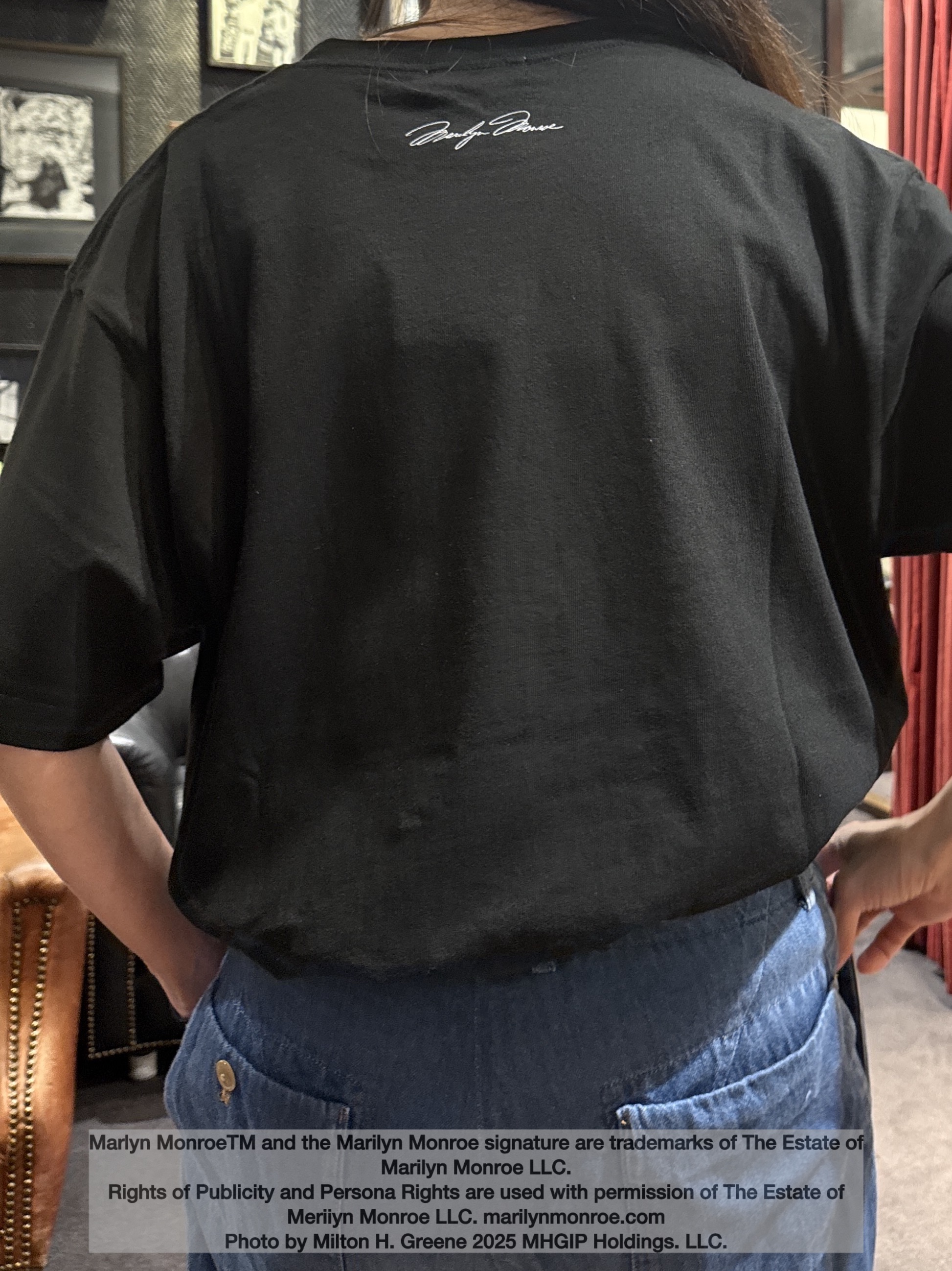 神野（jinno）さんの「TAKEO KIKUCHI｜【別注】マリリン・モンロー/フォトTシャツ」を使ったコーディネート