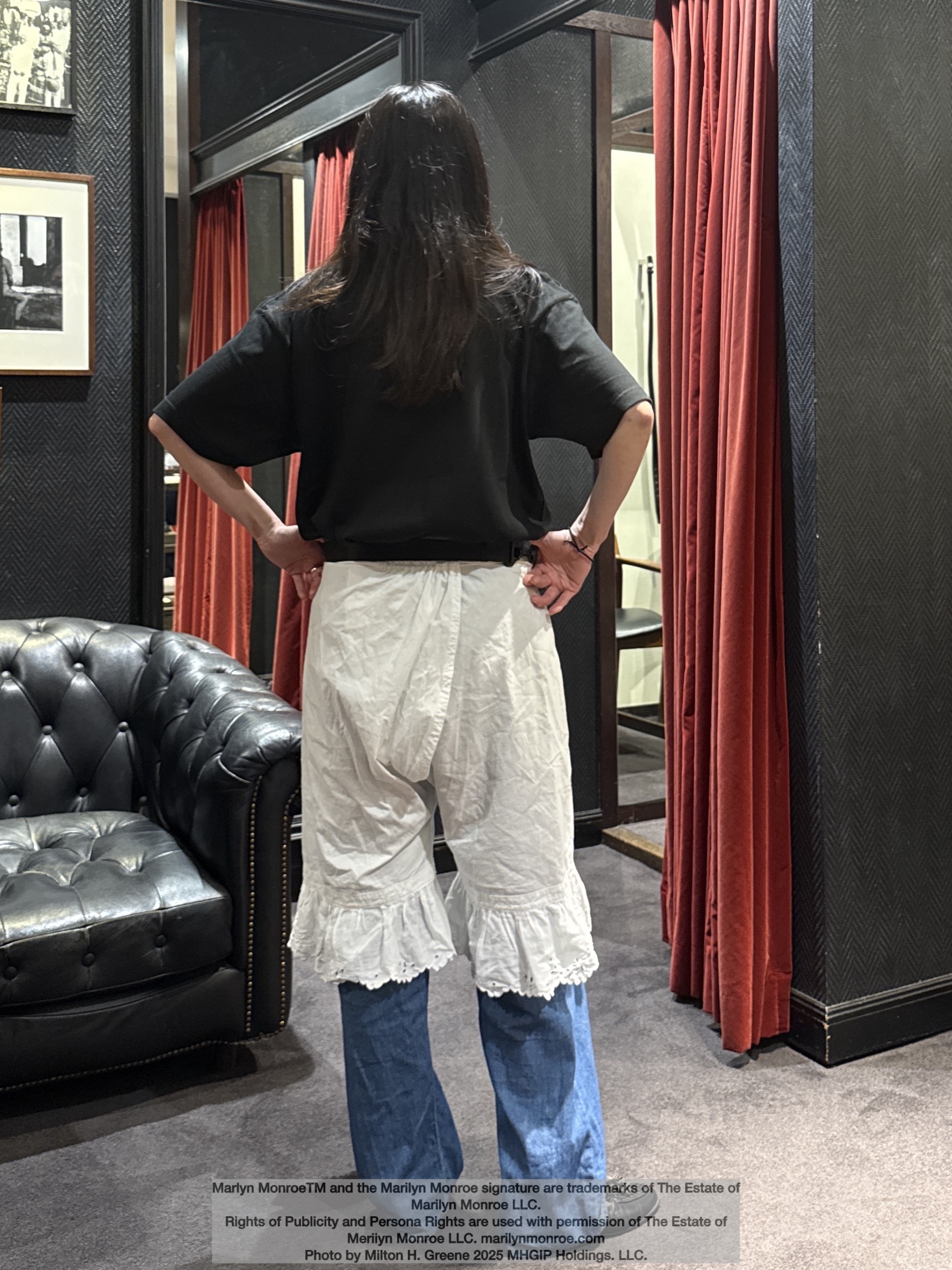 神野（jinno）さんの「TAKEO KIKUCHI｜【別注】マリリン・モンロー/フォトTシャツ」を使ったコーディネート