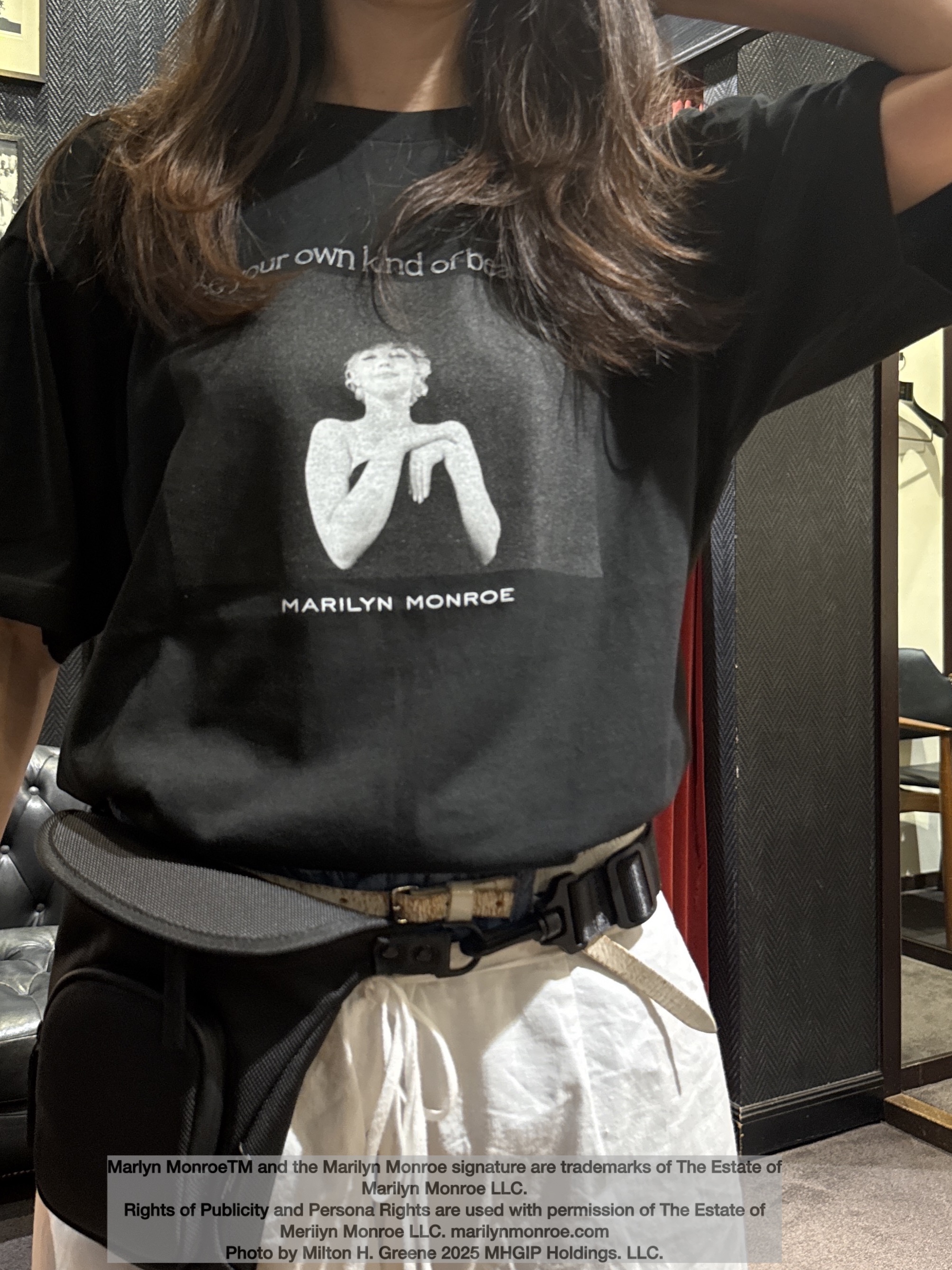 神野（jinno）さんの「TAKEO KIKUCHI｜【別注】マリリン・モンロー/フォトTシャツ」を使ったコーディネート