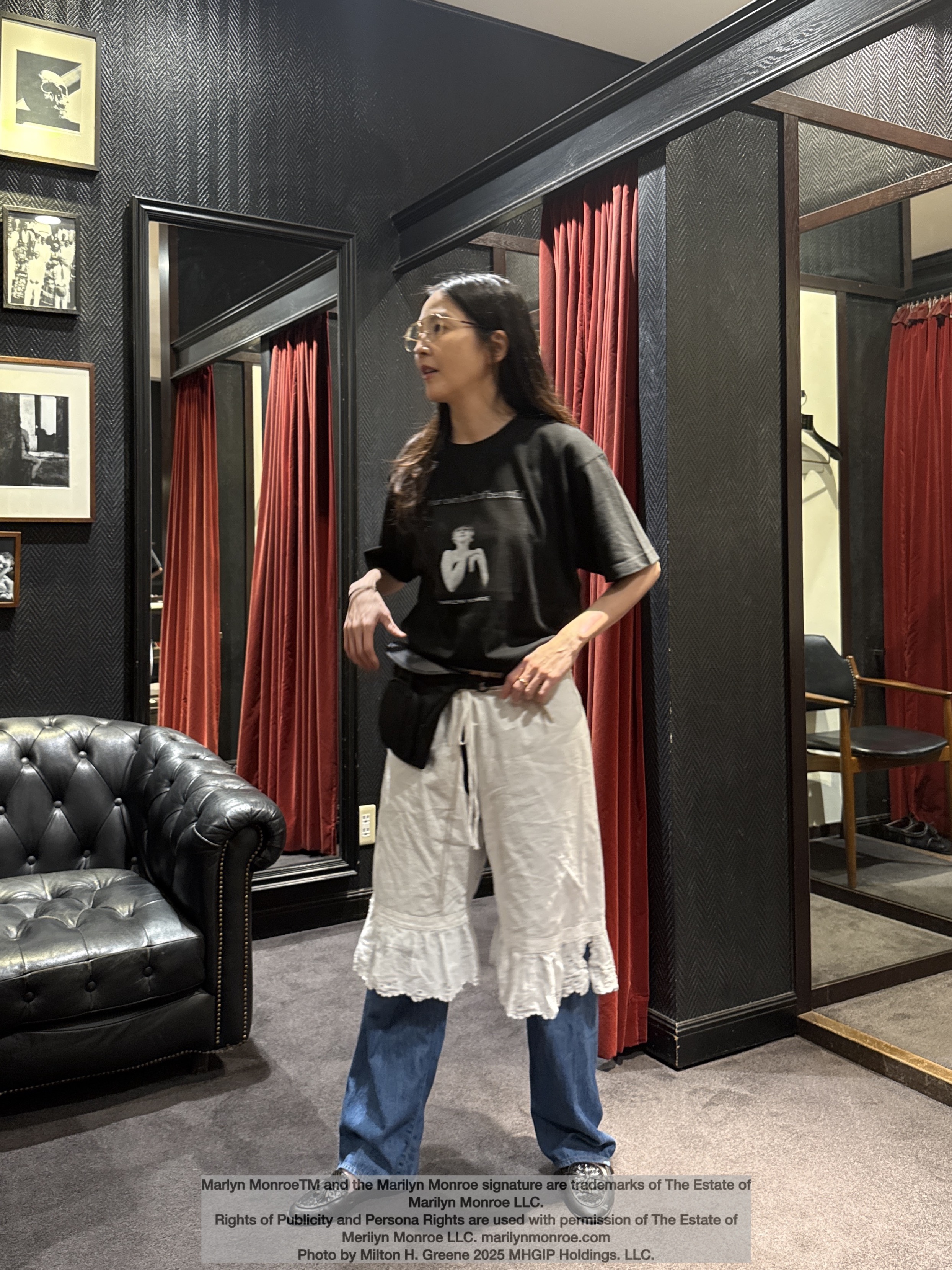 神野（jinno）さんの「TAKEO KIKUCHI｜【別注】マリリン・モンロー/フォトTシャツ」を使ったコーディネート