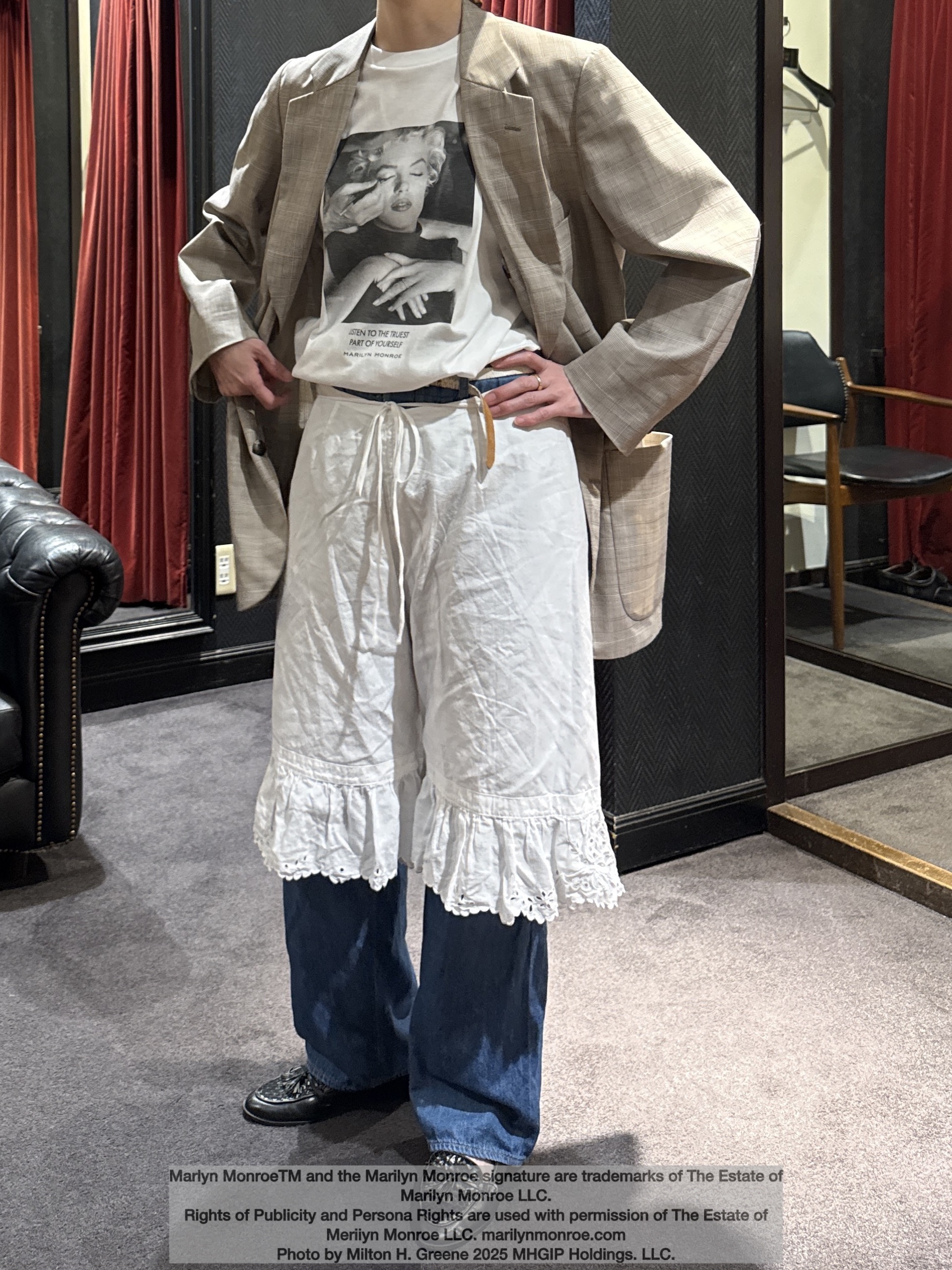 神野（jinno）さんの「TAKEO KIKUCHI｜【別注】マリリン・モンロー/フォトTシャツ」を使ったコーディネート