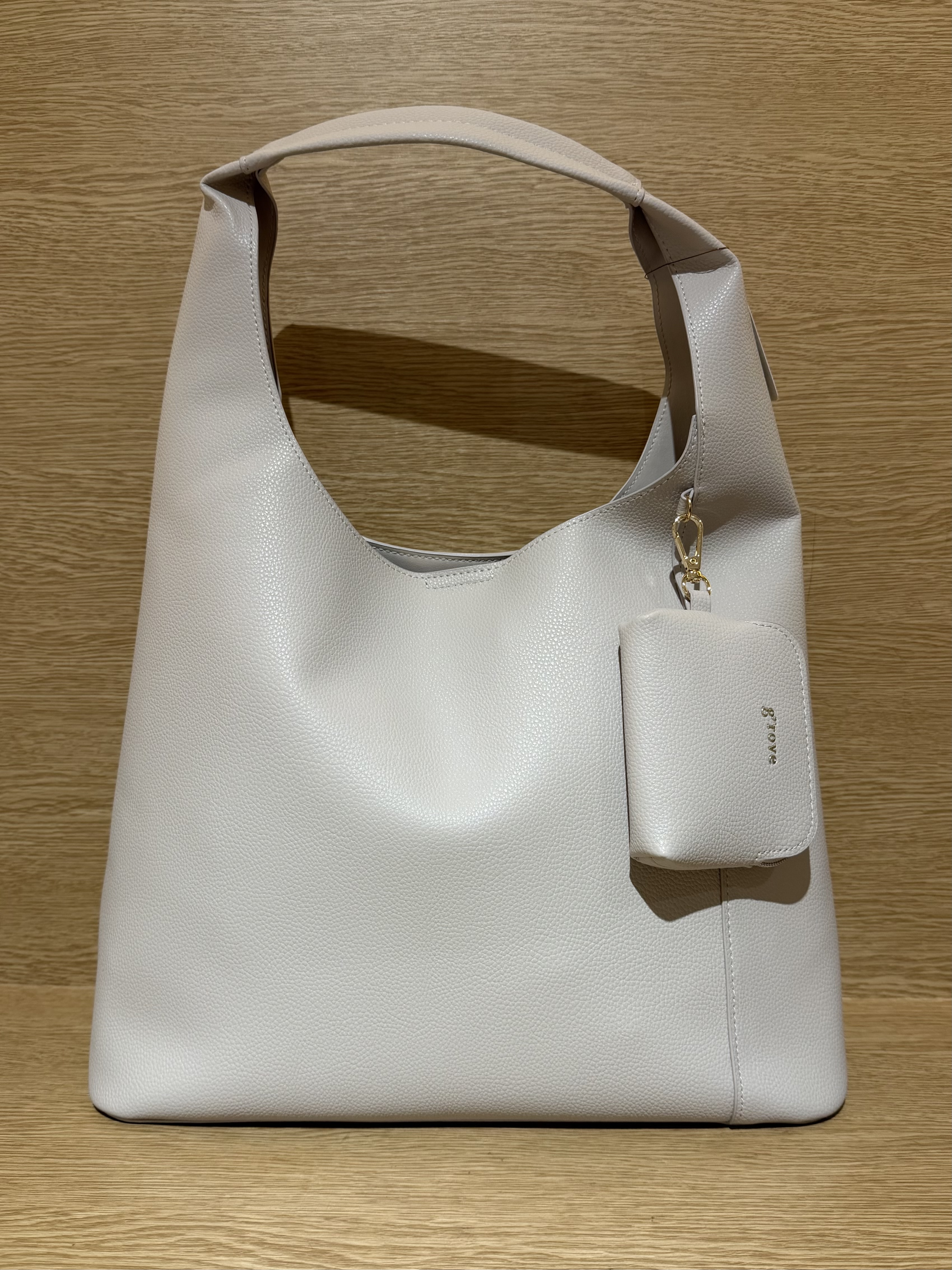みーさんの「grove｜【今季トレンド】ポーチ付きワンショルダー」を使ったコーディネート
