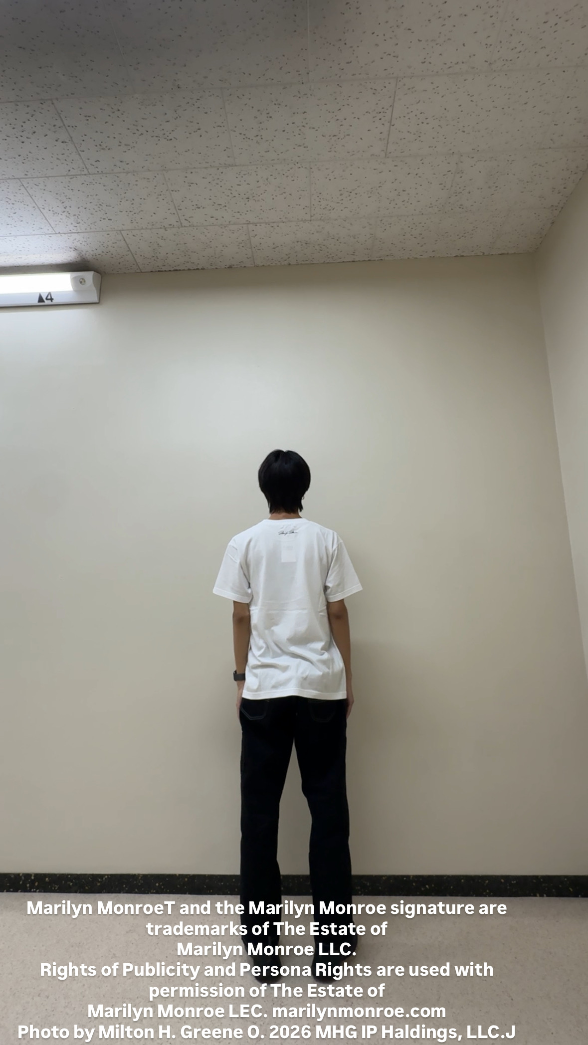 平畑慶さんの「TAKEO KIKUCHI｜【別注】マリリン・モンロー/フォトTシャツ」を使ったコーディネート
