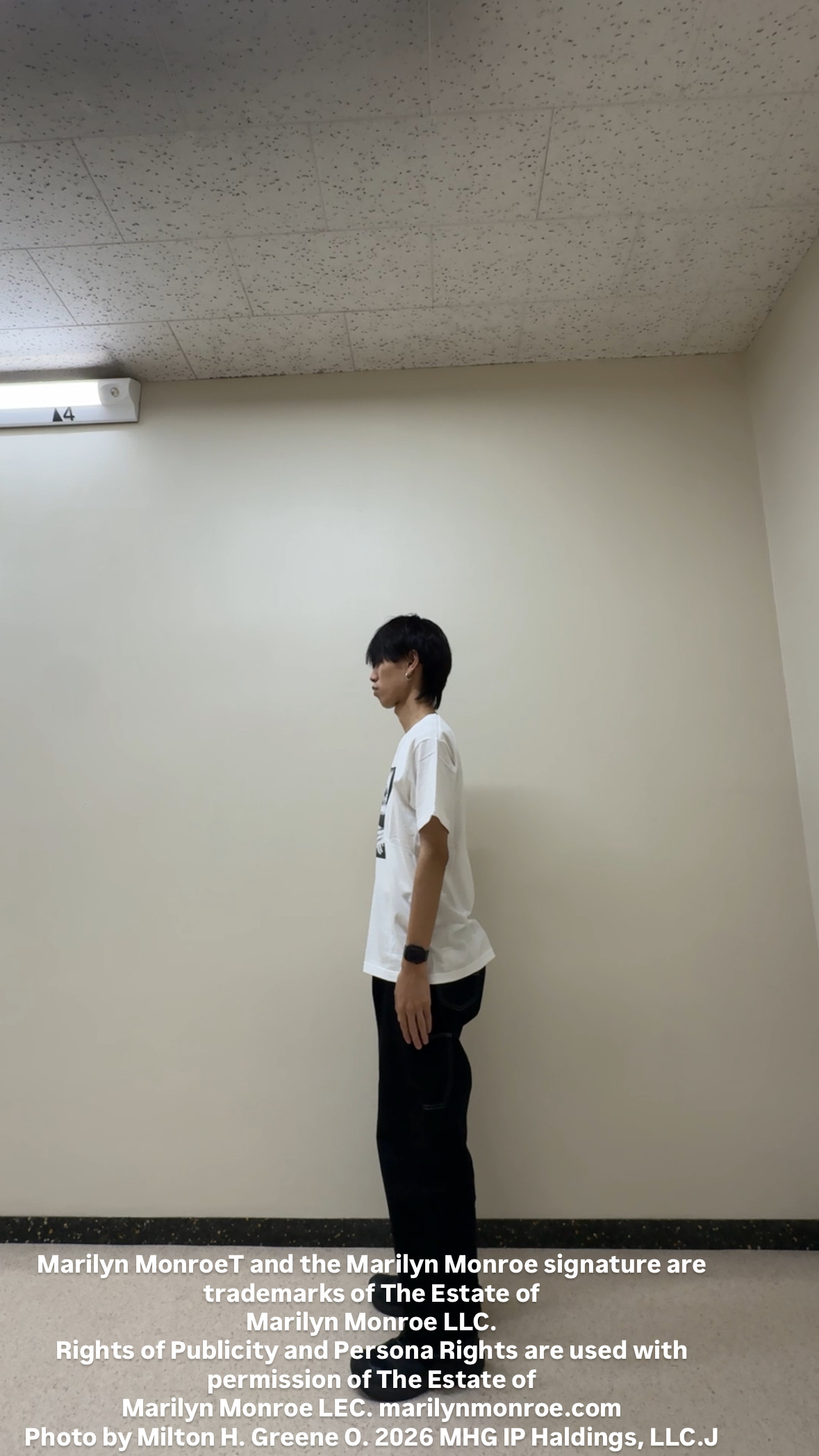 平畑慶さんの「TAKEO KIKUCHI｜【別注】マリリン・モンロー/フォトTシャツ」を使ったコーディネート