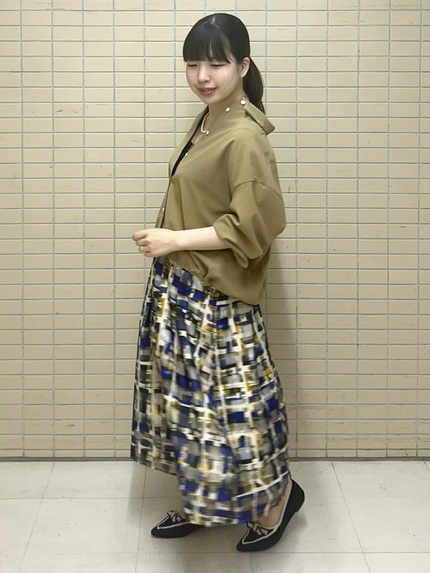 Mitsukiさんの「UNTITLED｜【セットアップ可/UVカット/接触冷感】エアリークールドロストシャツ」を使ったコーディネート