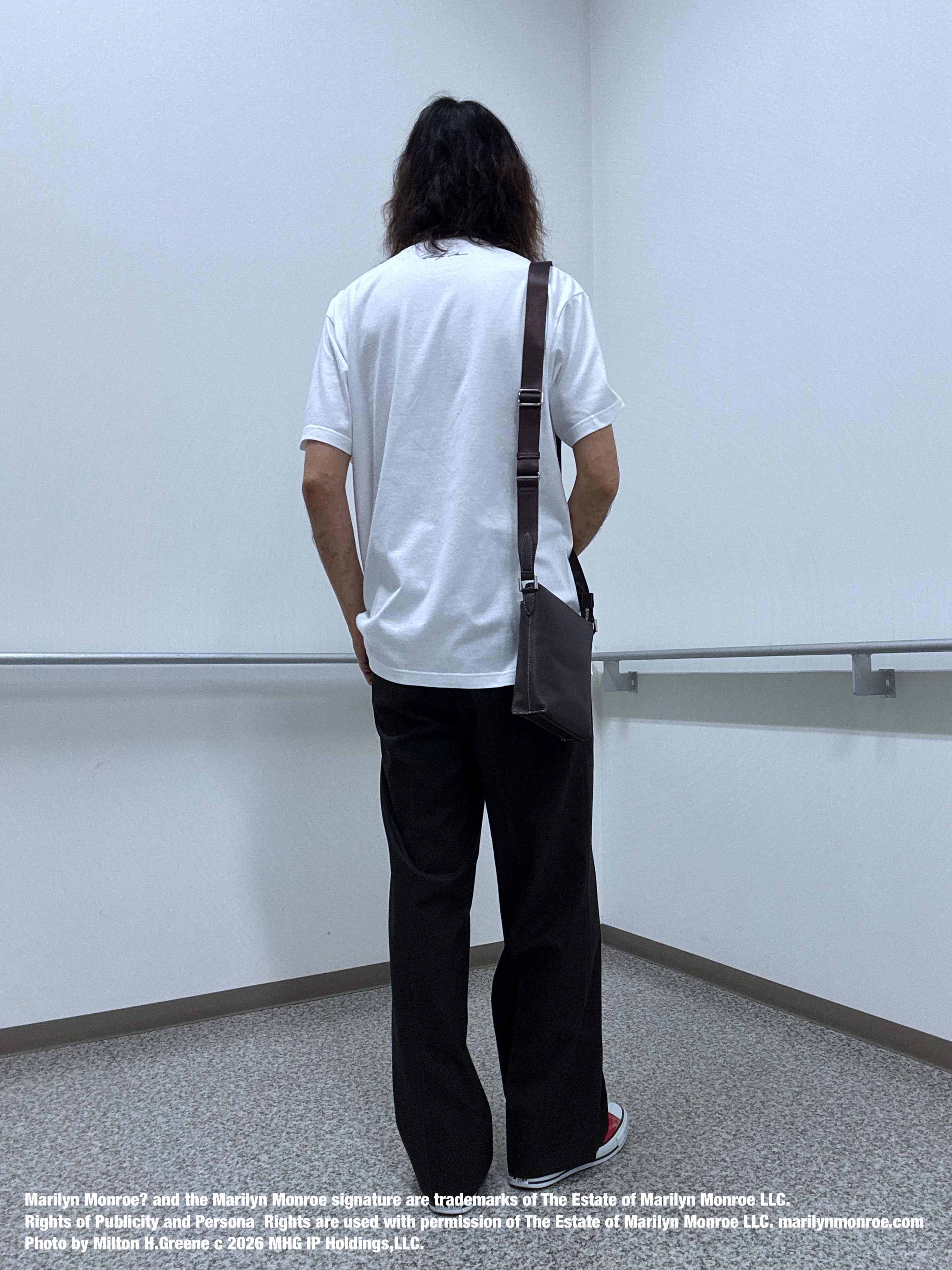 おーのさんの「TAKEO KIKUCHI｜【別注】マリリン・モンロー/フォトTシャツ」を使ったコーディネート