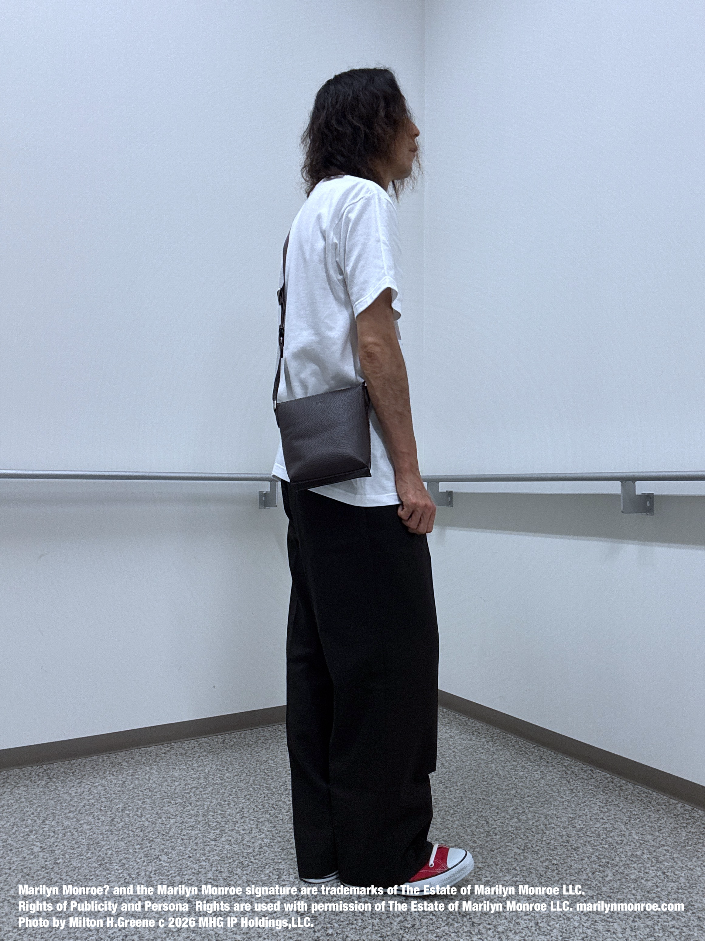 おーのさんの「TAKEO KIKUCHI｜【別注】マリリン・モンロー/フォトTシャツ」を使ったコーディネート