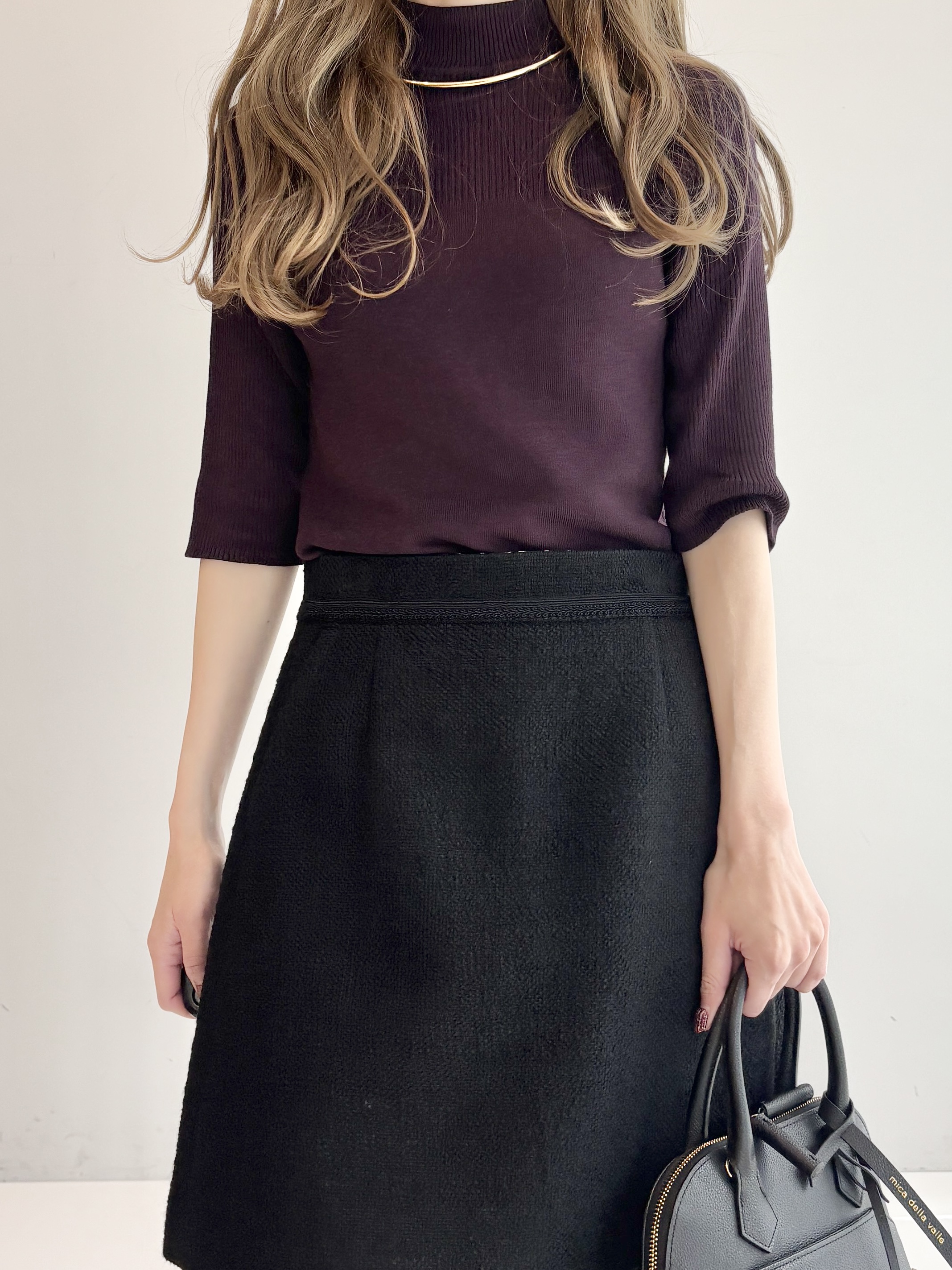 清水夏姫さんの「DRESSTERIOR｜◆mica della valle（ミカデラヴァッレ）Katia ハンドバッグ」を使ったコーディネート