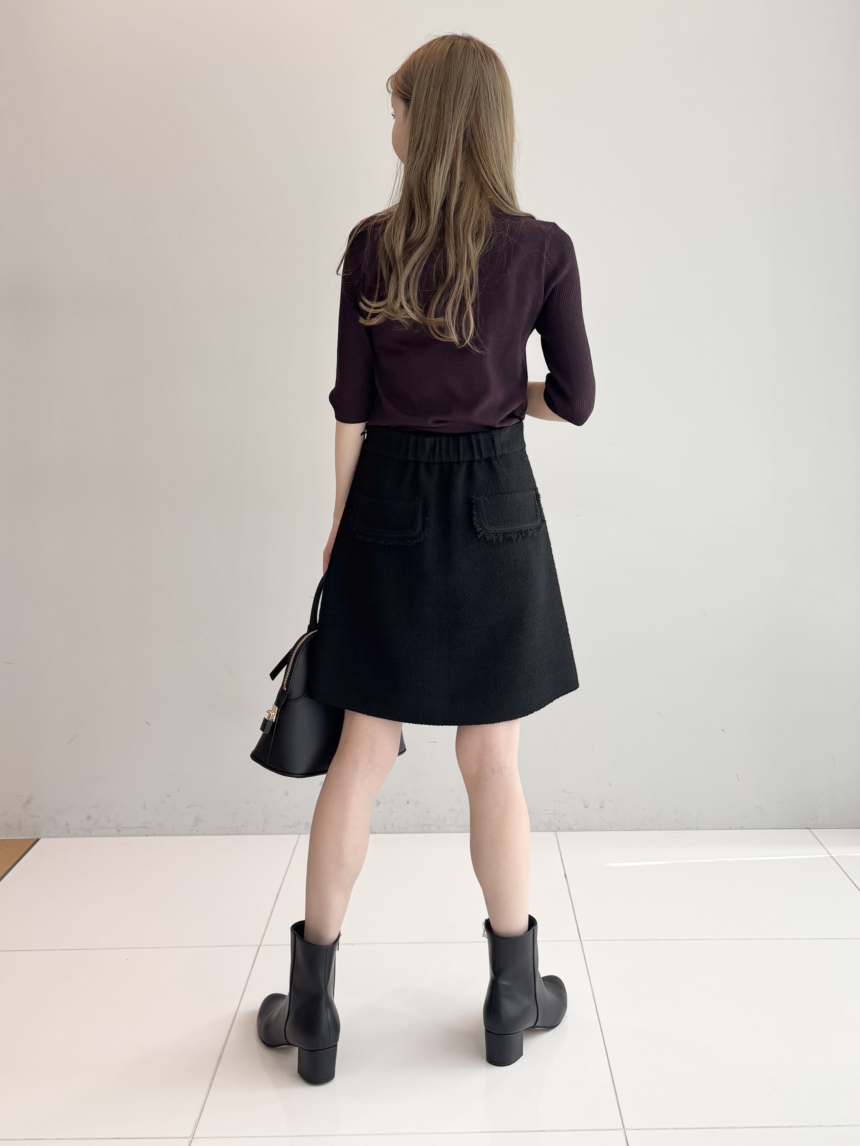 清水夏姫さんの「DRESSTERIOR｜◆mica della valle（ミカデラヴァッレ）Katia ハンドバッグ」を使ったコーディネート