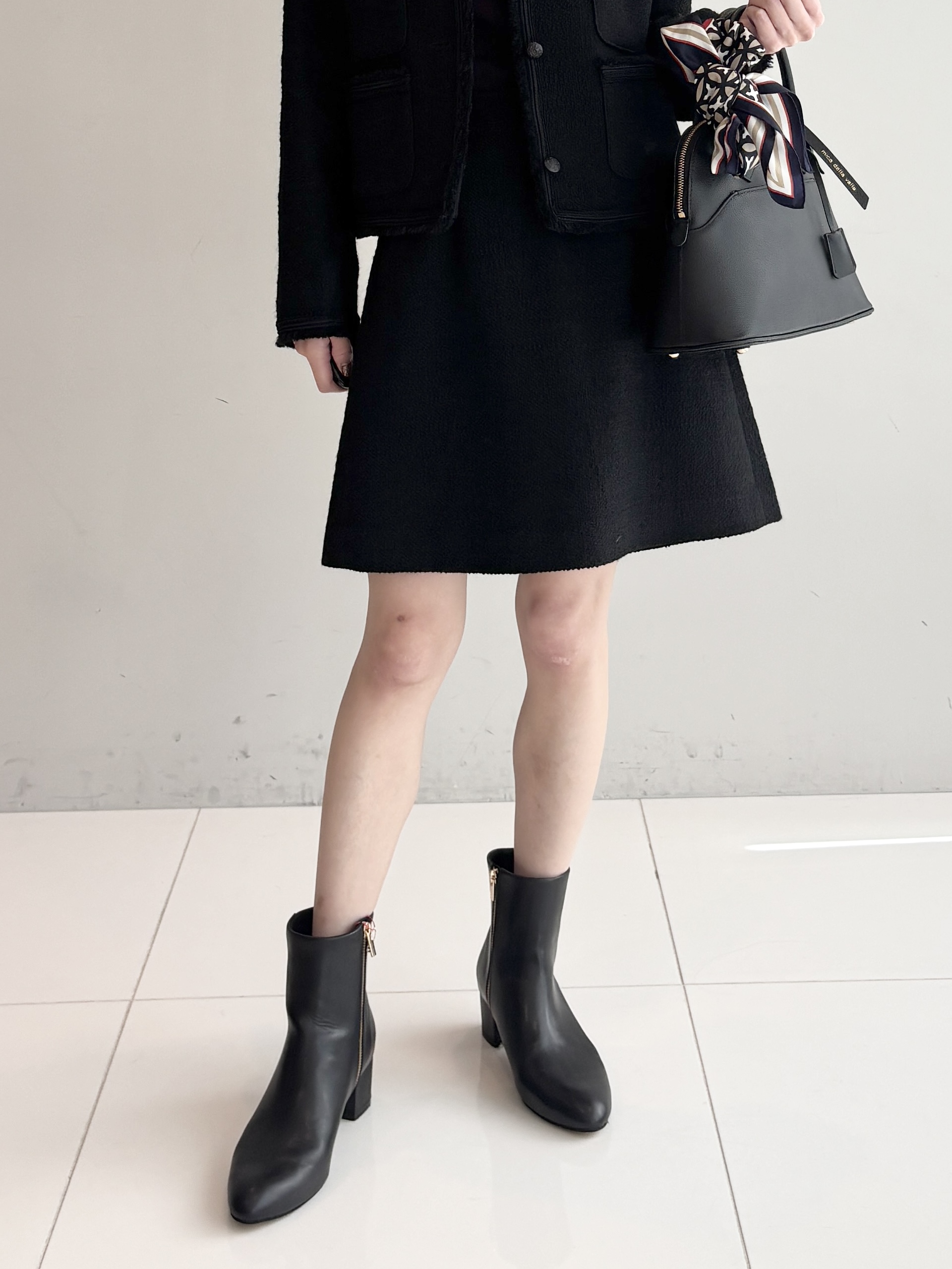 清水夏姫さんの「DRESSTERIOR｜◆mica della valle（ミカデラヴァッレ）Katia ハンドバッグ」を使ったコーディネート