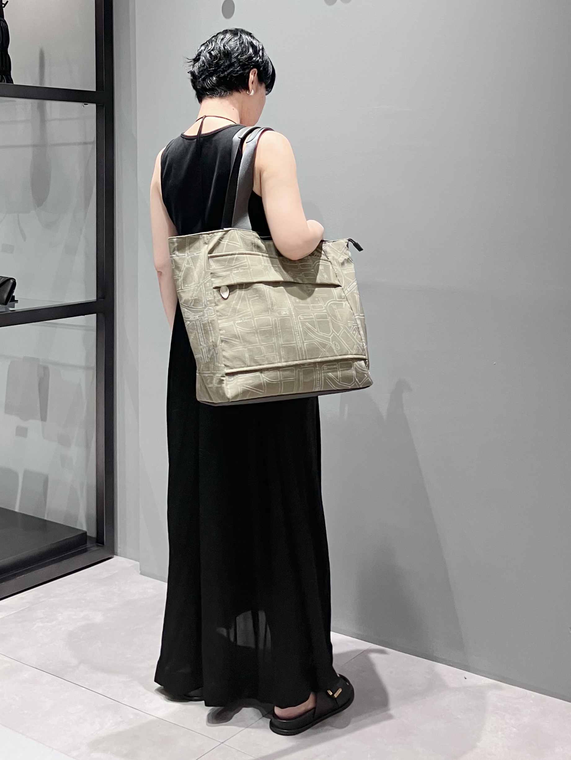 Cさんの「HIROKO HAYASHI｜COMODA（コモダ）ボストンバッグ」を使ったコーディネート
