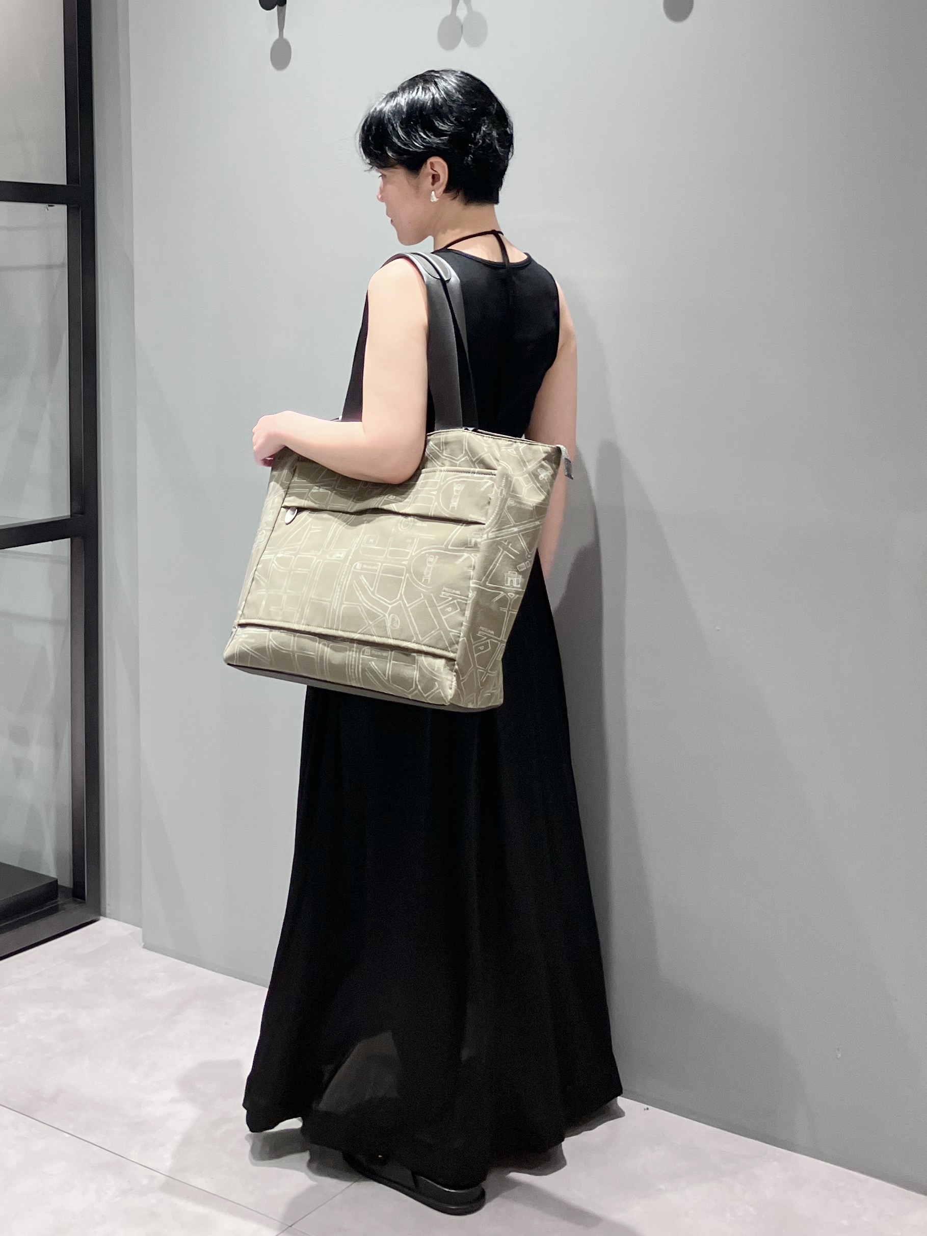 Cさんの「HIROKO HAYASHI｜COMODA（コモダ）ボストンバッグ」を使ったコーディネート
