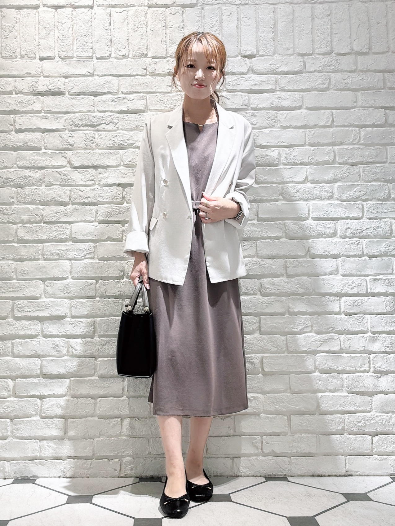 さえりさんの「index｜《再入荷》ダブルブレストテーラードジャケット【接触冷感／吸水速乾／イージーアイロン／防シワ／洗濯機O」を使ったコーディネート